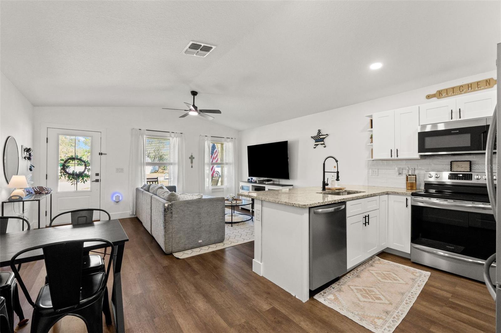 Image 8 of 22 For 12482 Mountain Plover Road