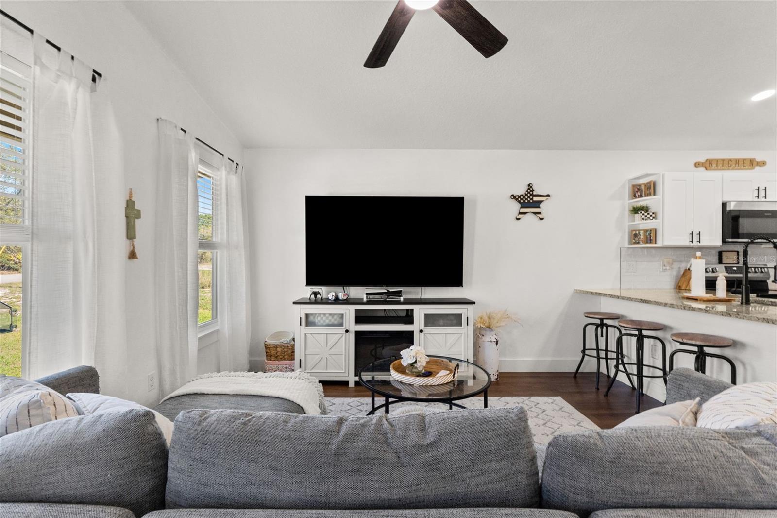 Image 9 of 22 For 12482 Mountain Plover Road