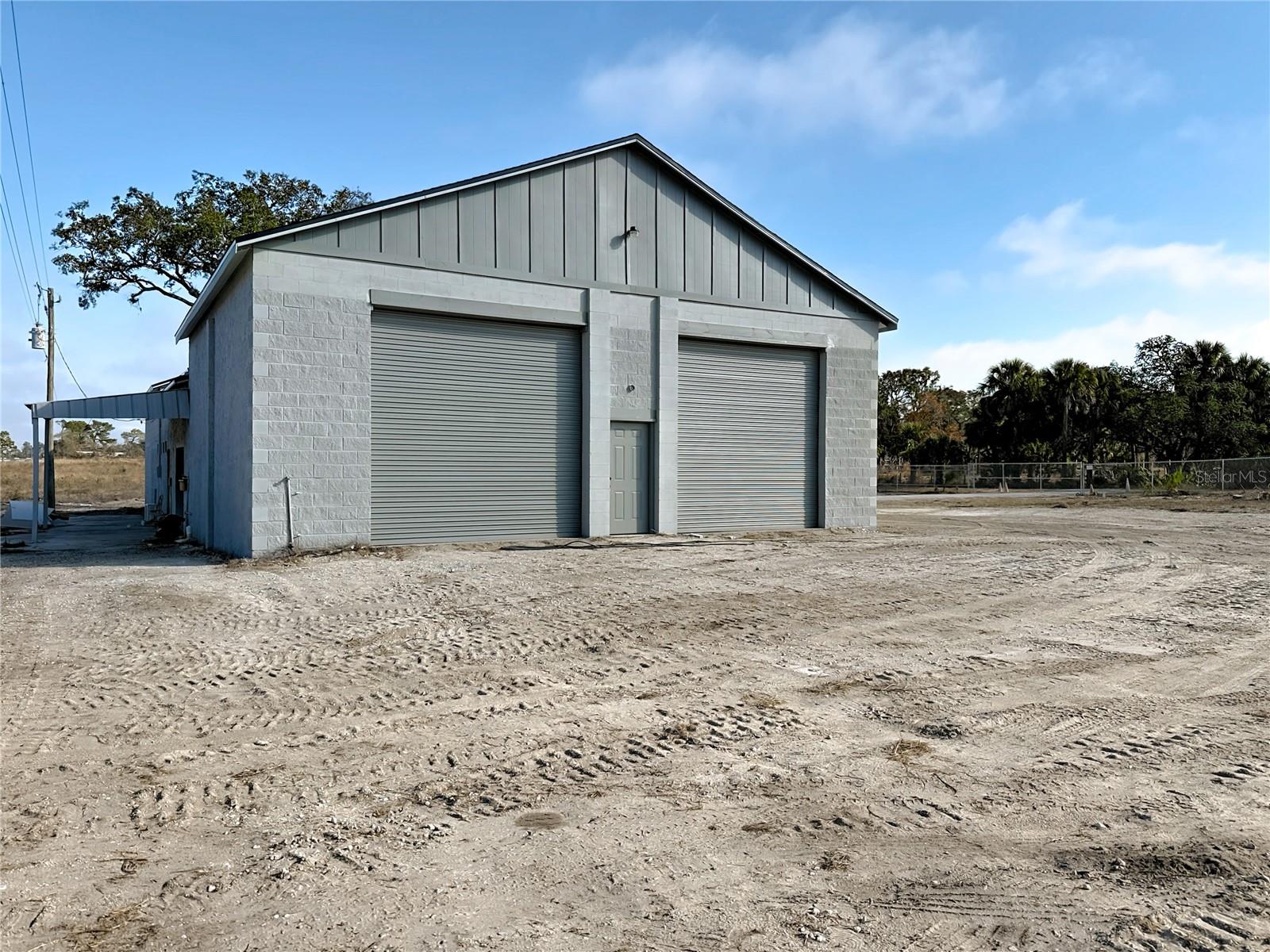 Image 20 of 56 For 8925 New York Avenue