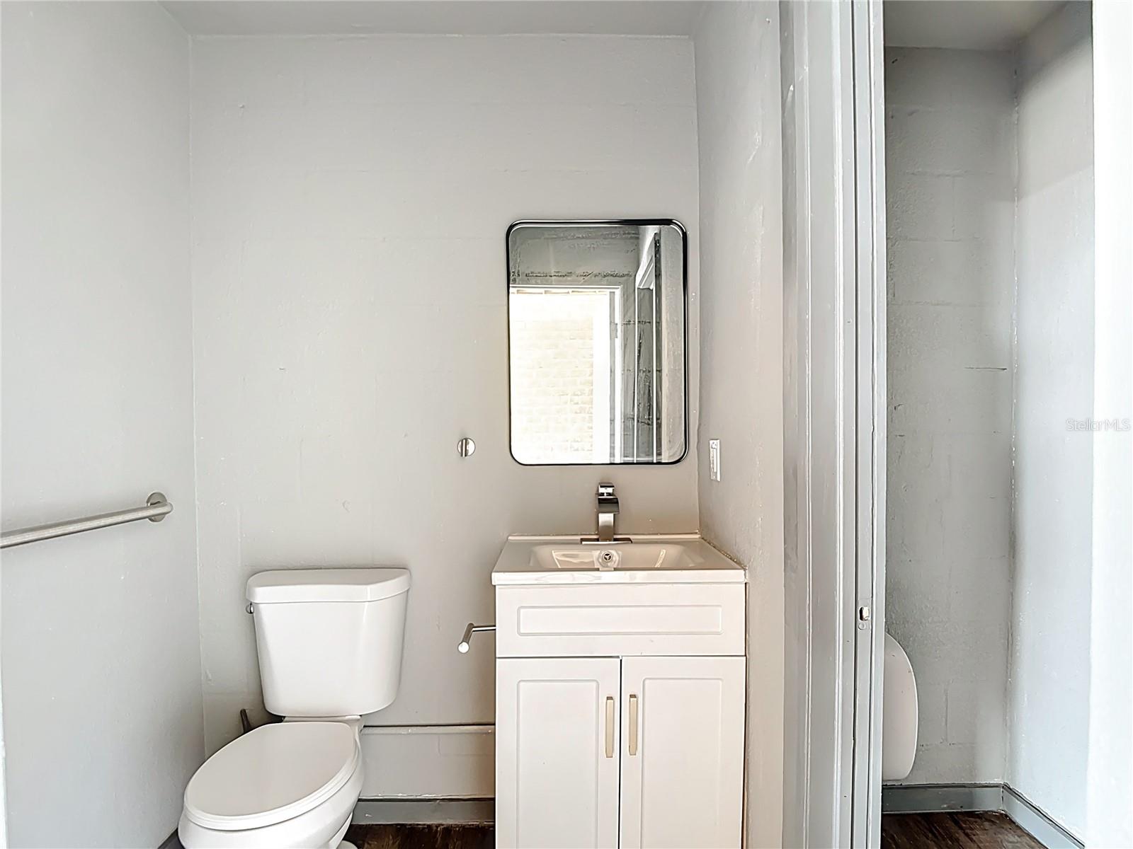 Image 27 of 56 For 8925 New York Avenue