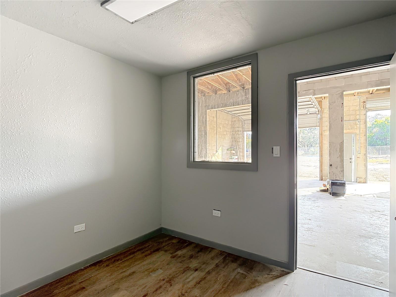 Image 38 of 56 For 8925 New York Avenue