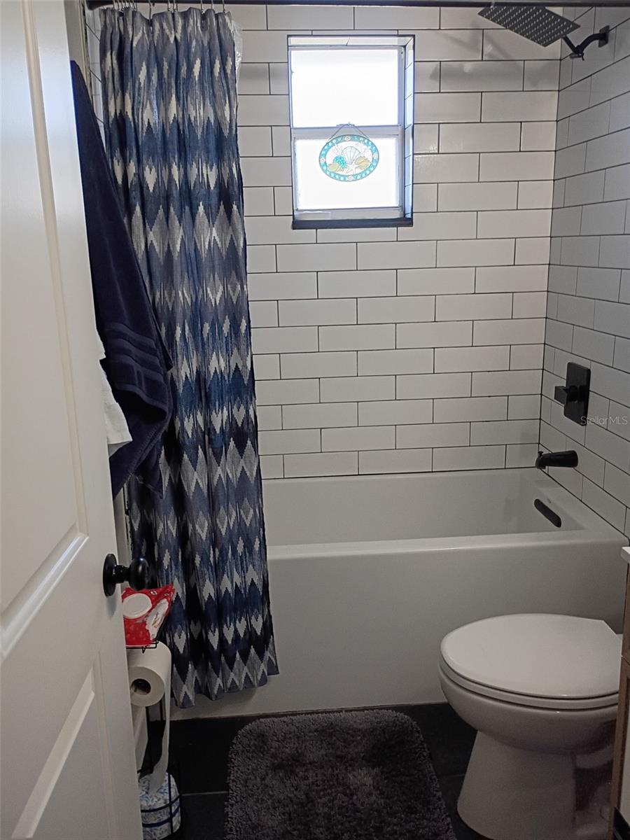 Image 18 of 24 For 4309 Pallas Avenue