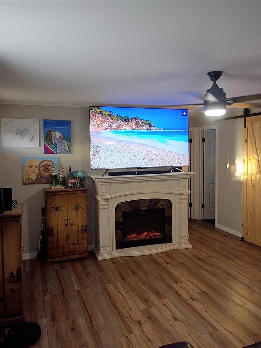 Image 7 of 24 For 4309 Pallas Avenue