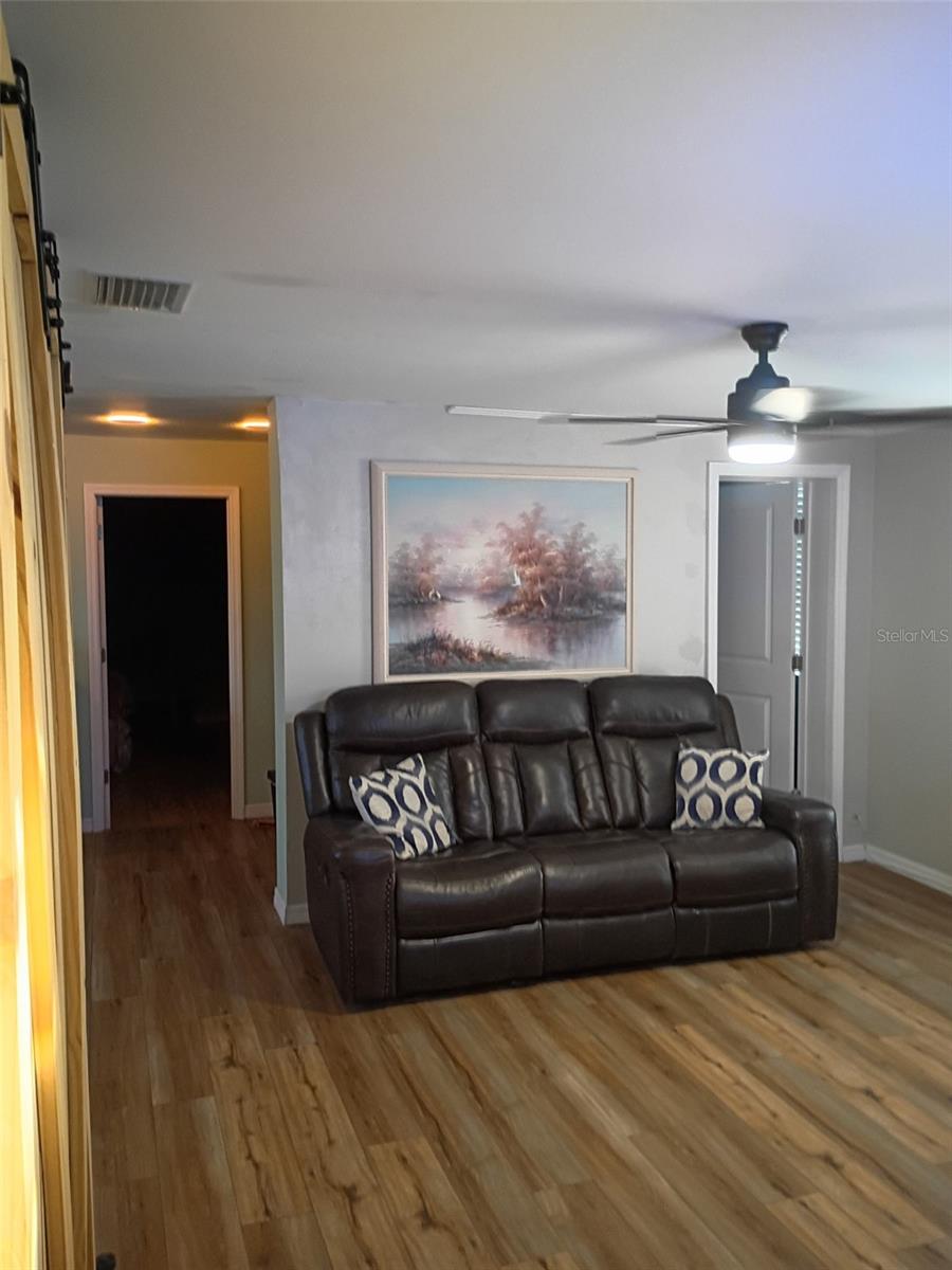 Image 8 of 24 For 4309 Pallas Avenue