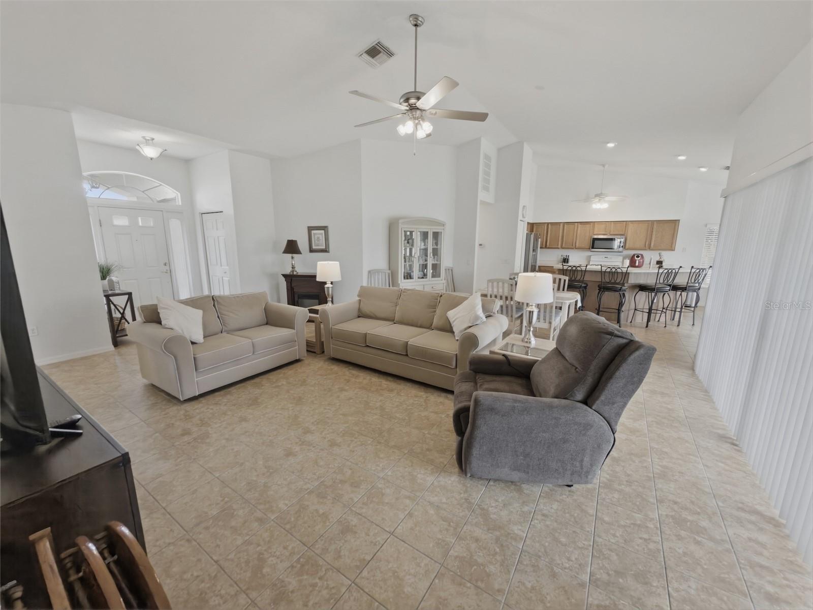 Image 10 of 67 For 18708 Bellevista Court