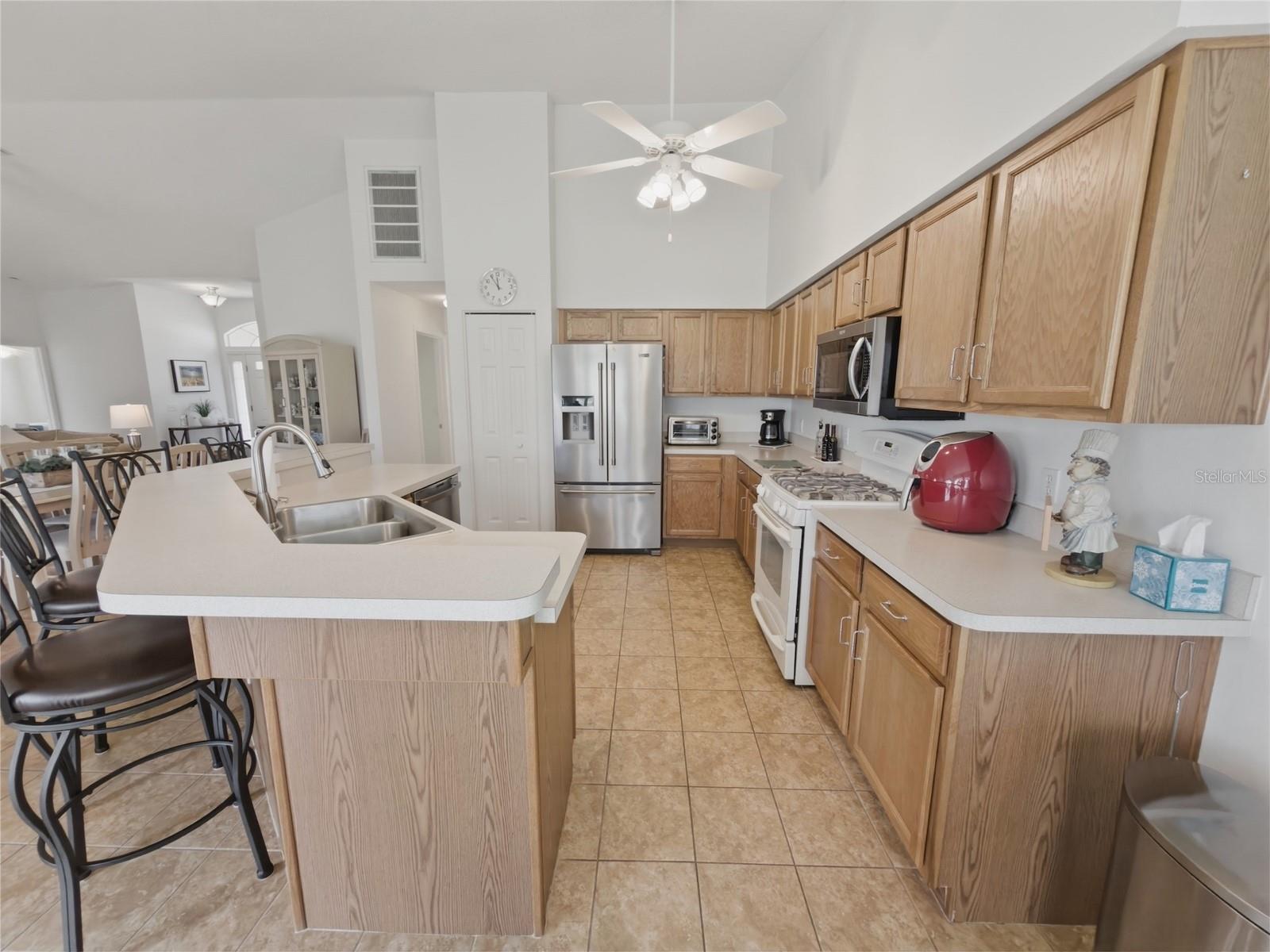 Image 17 of 67 For 18708 Bellevista Court