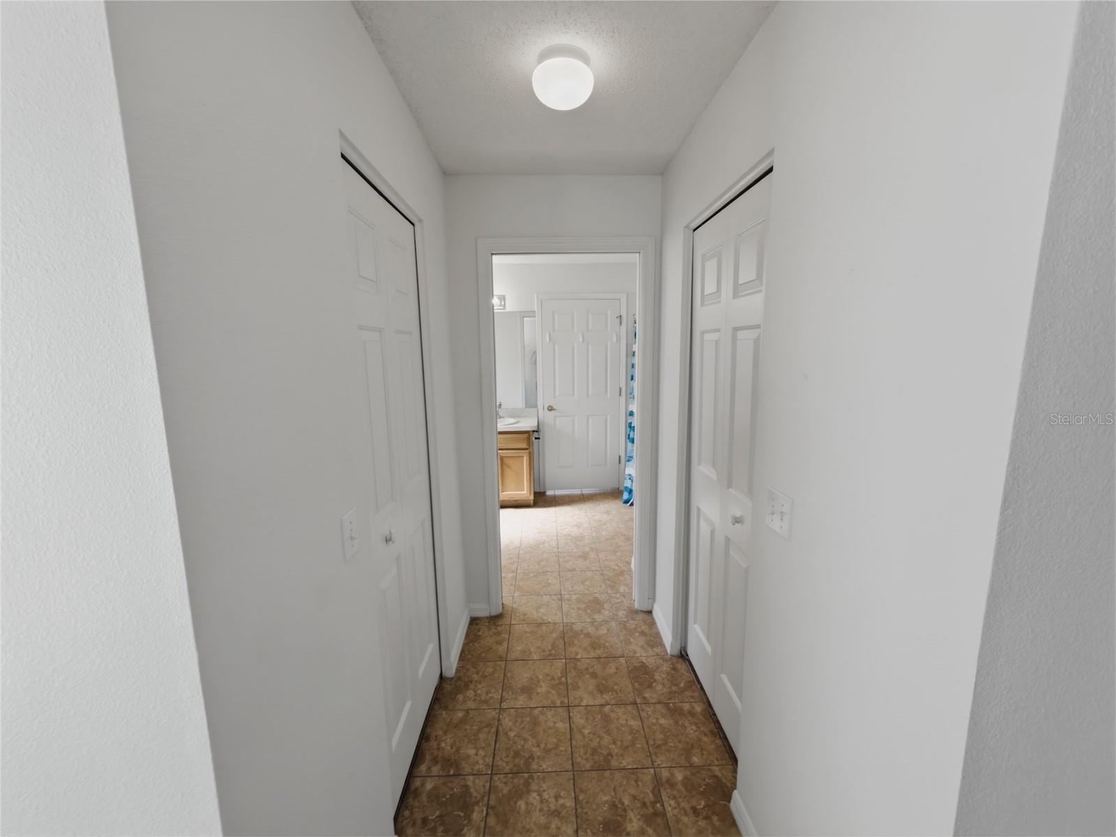 Image 25 of 67 For 18708 Bellevista Court