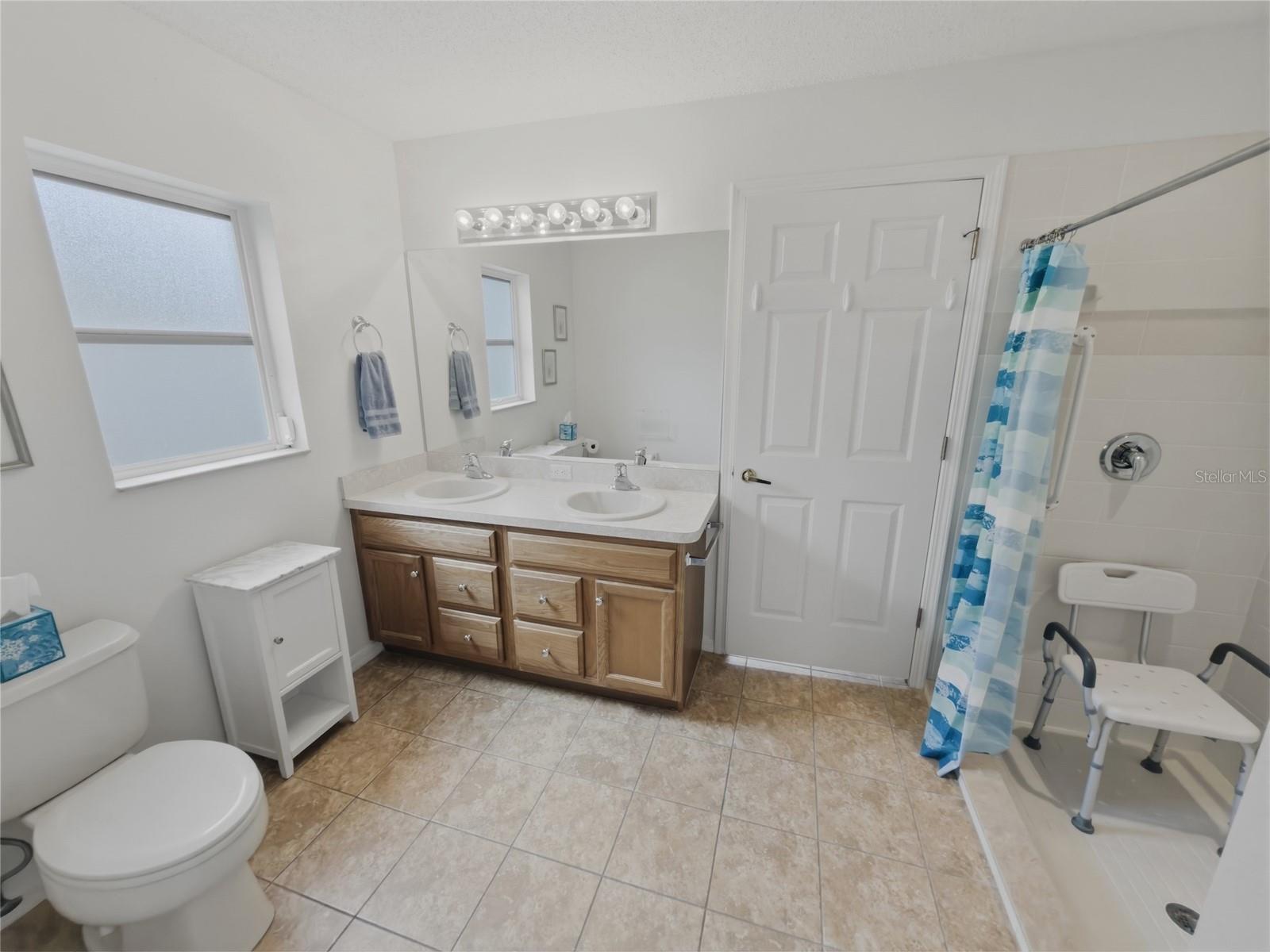 Image 26 of 67 For 18708 Bellevista Court