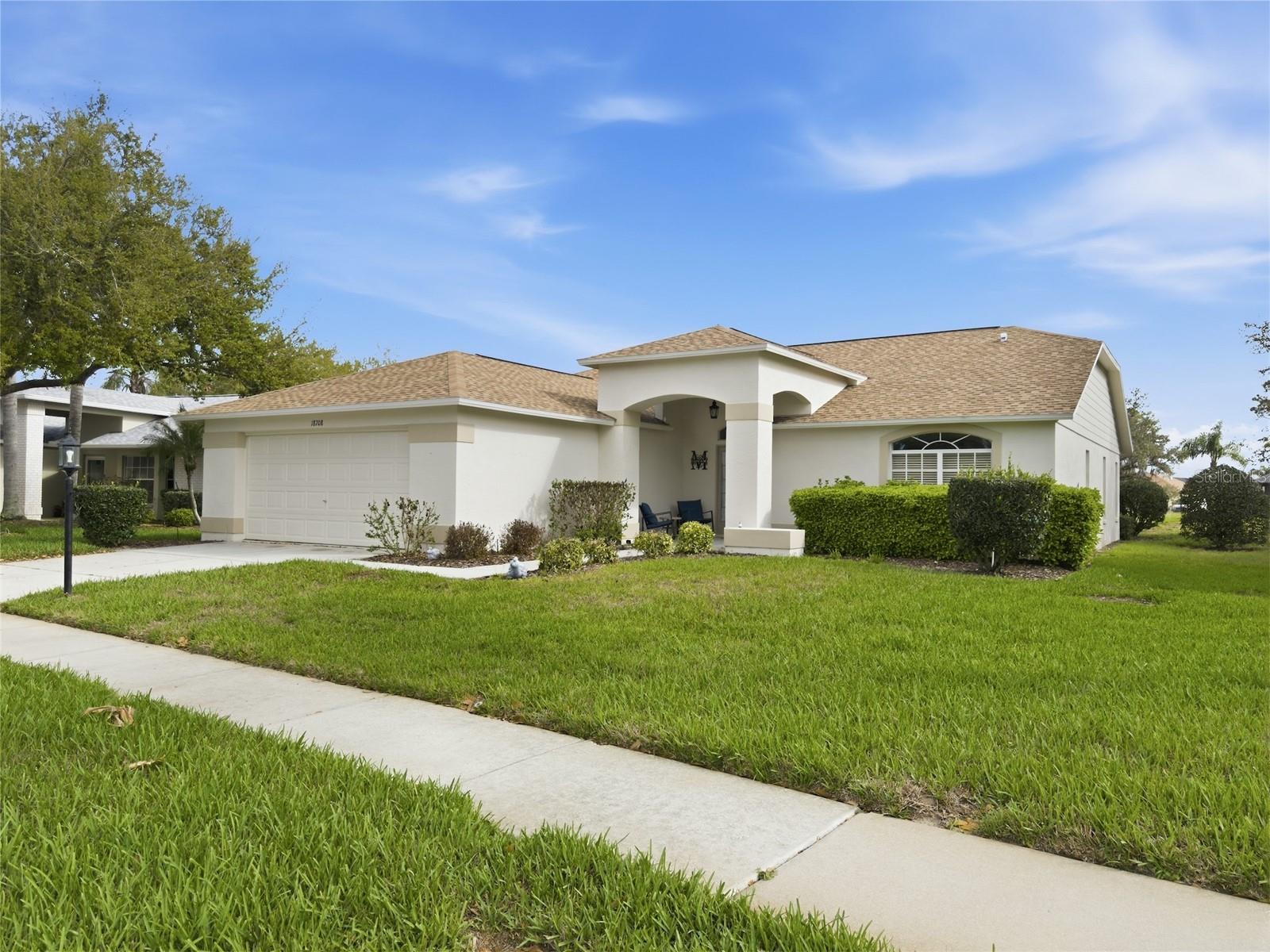 Image 4 of 67 For 18708 Bellevista Court