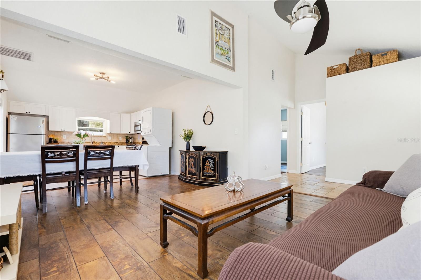 Image 12 of 57 For 1220 Orange Avenue