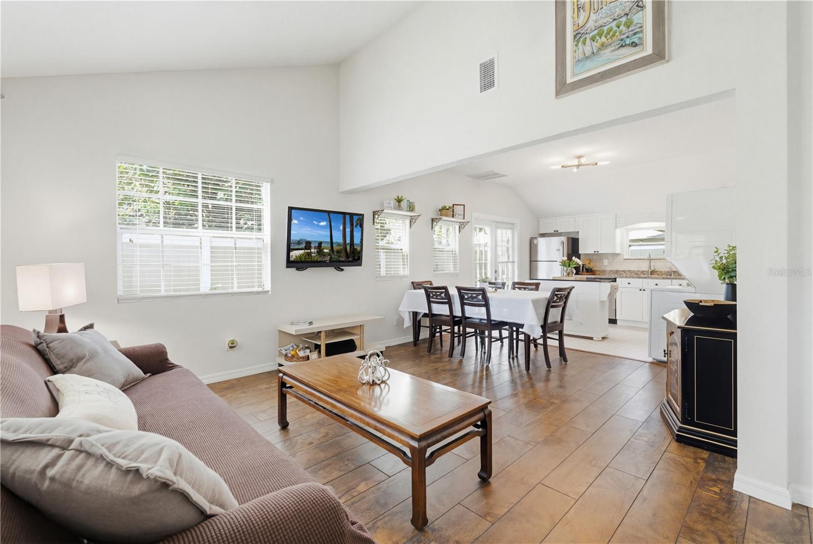 Image 14 of 57 For 1220 Orange Avenue