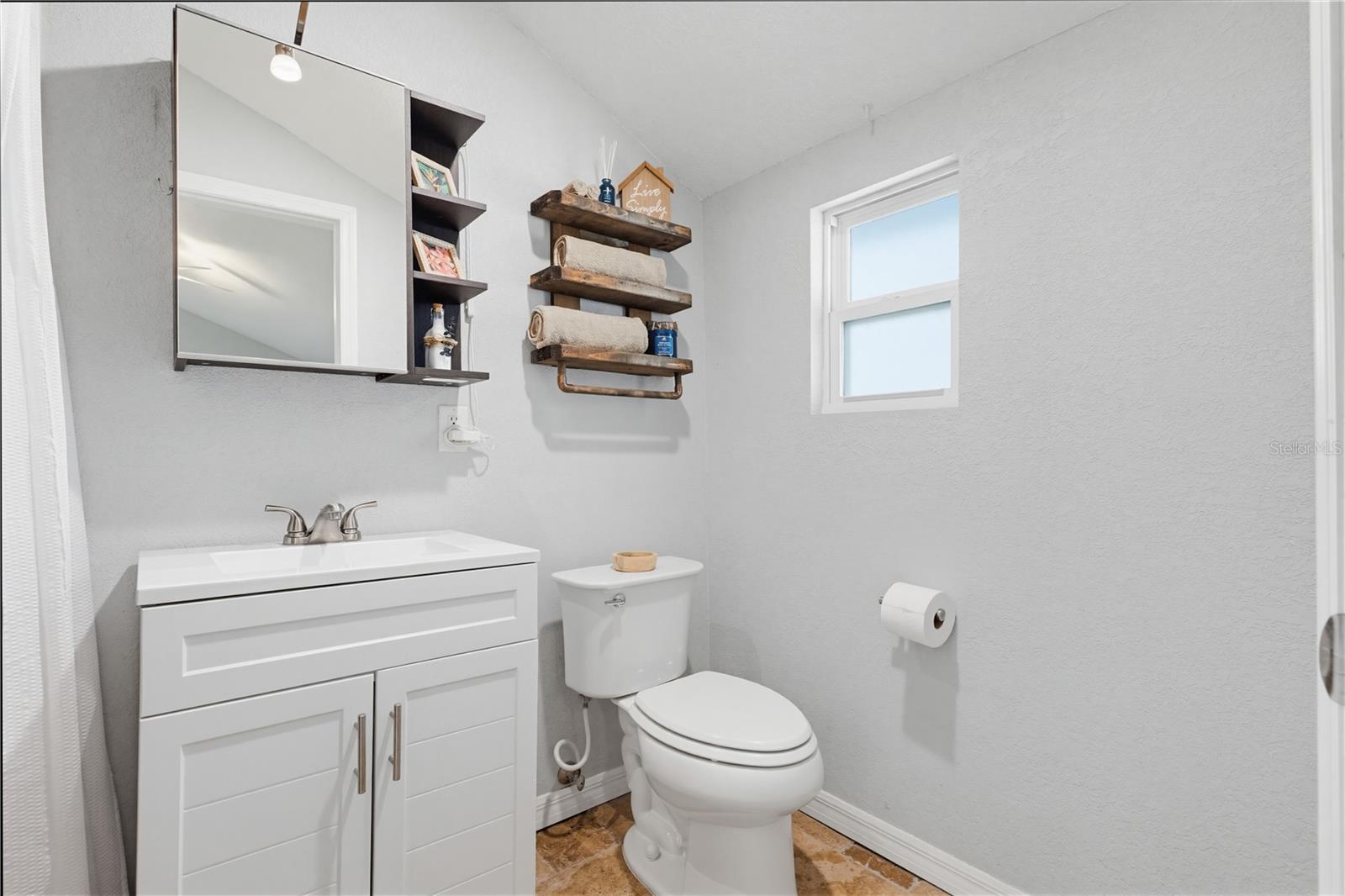 Image 26 of 57 For 1220 Orange Avenue