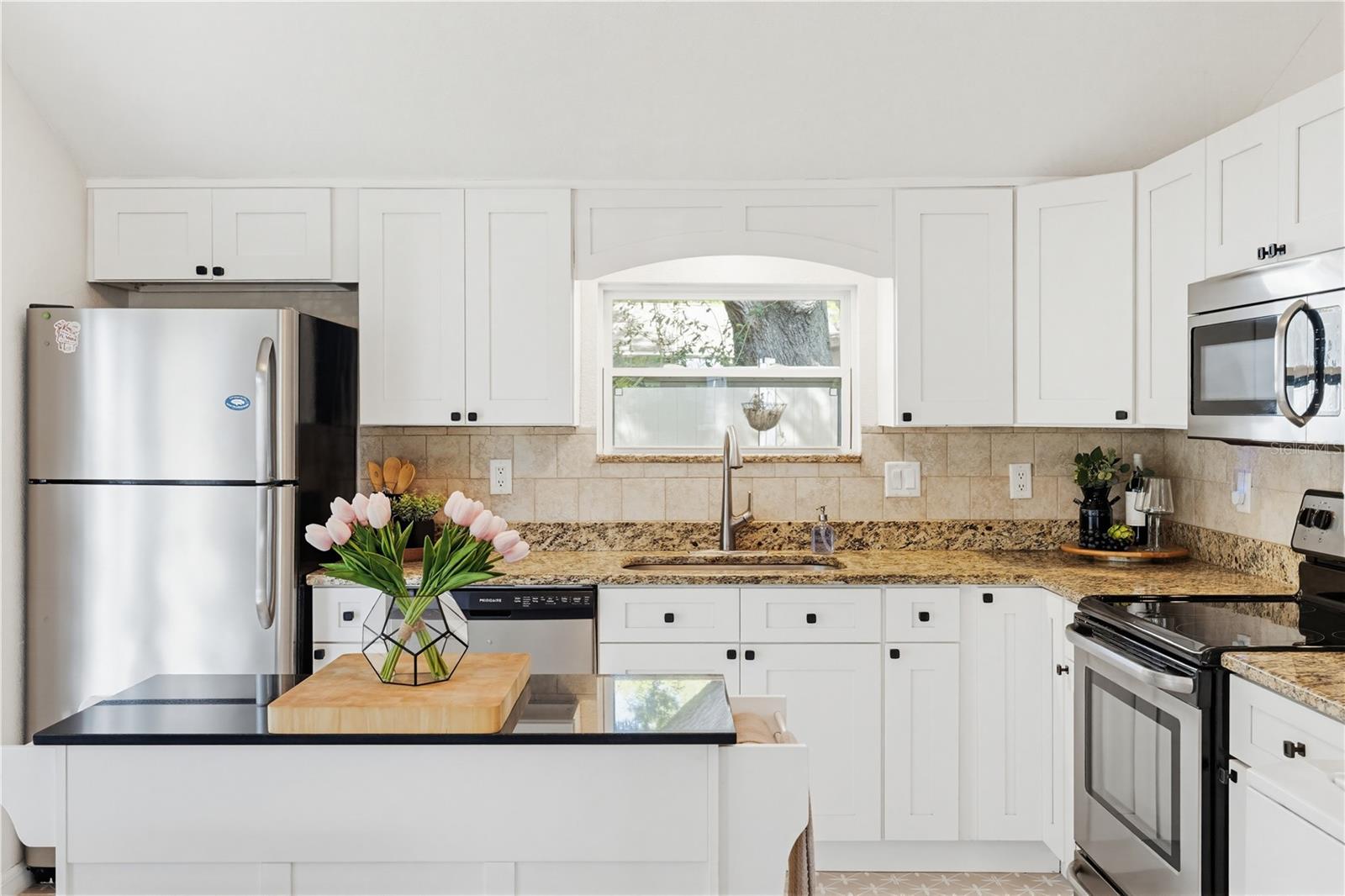 Image 7 of 57 For 1220 Orange Avenue