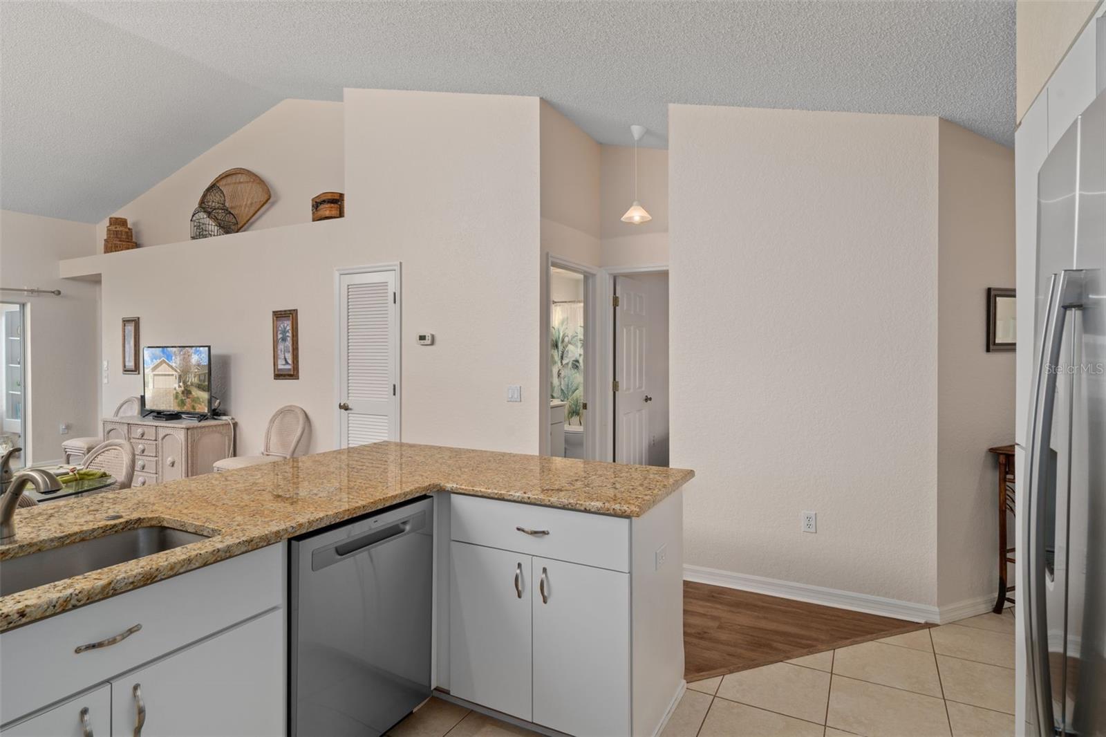 Image 11 of 42 For 9411 Burnam Drive