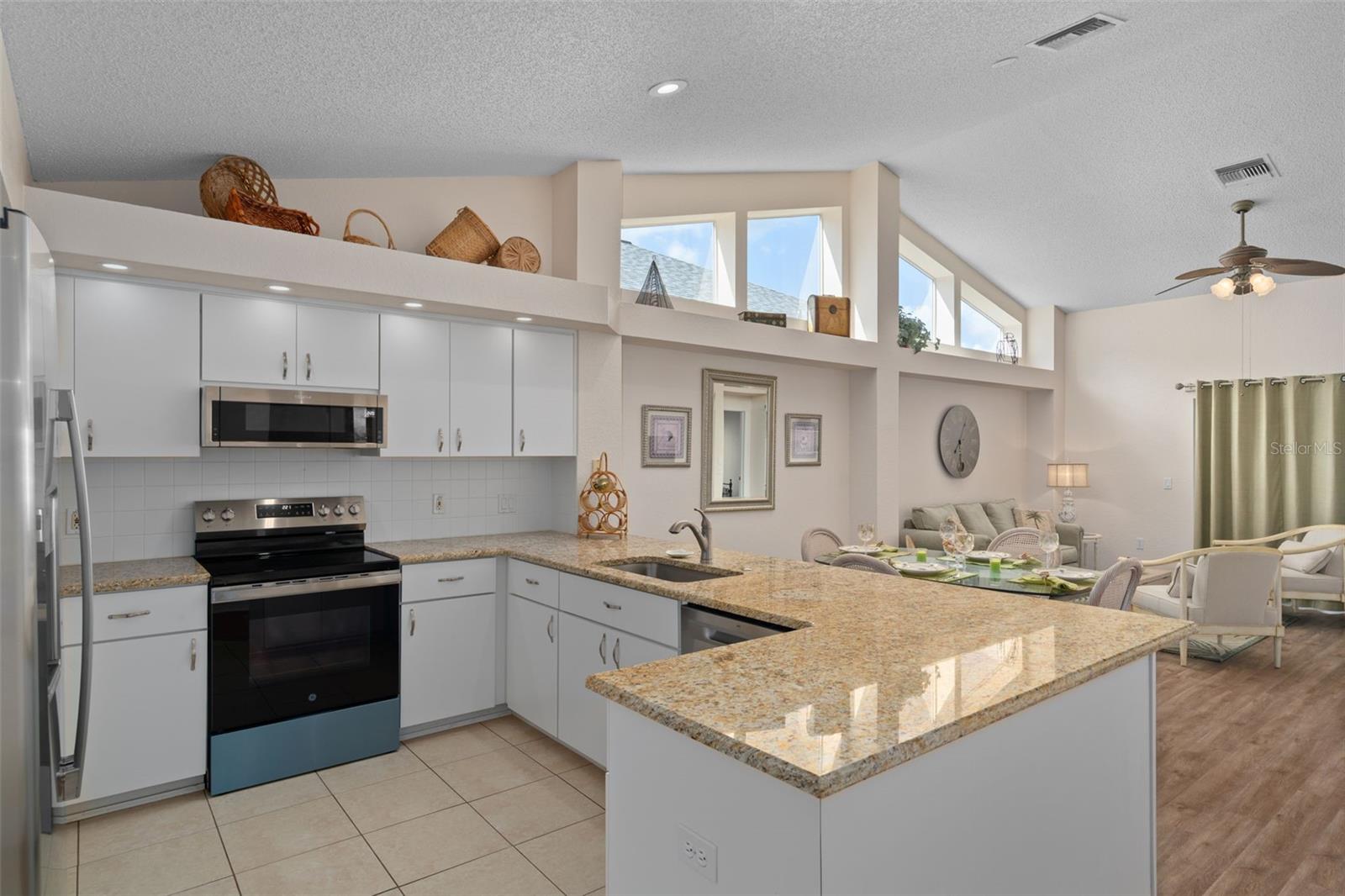 Image 14 of 42 For 9411 Burnam Drive