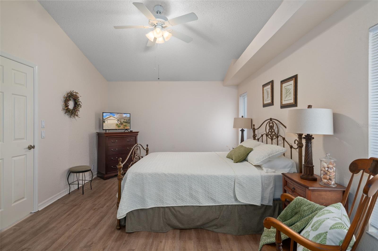 Image 24 of 42 For 9411 Burnam Drive