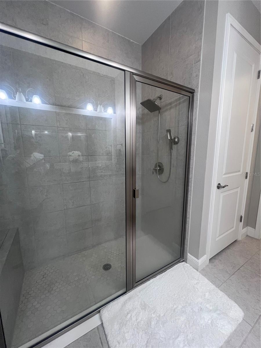 Image 18 of 26 For 10335 Holstein Edge Place