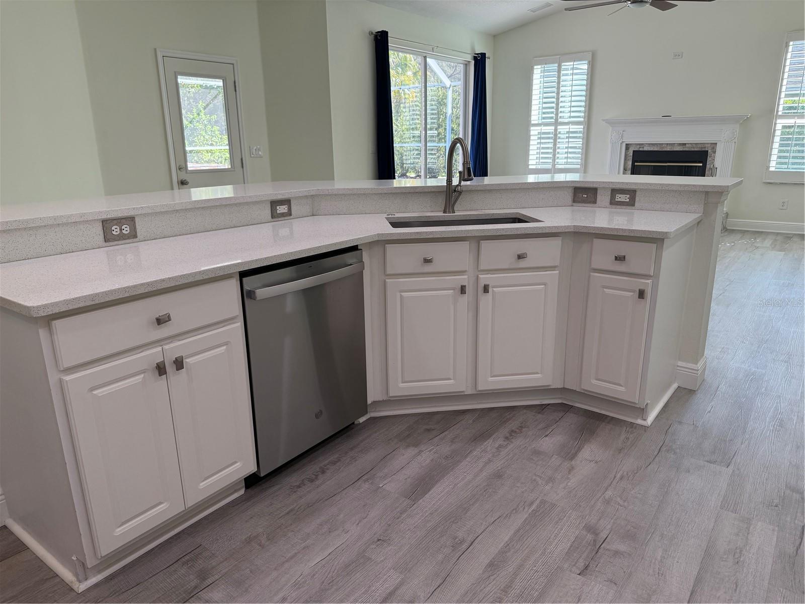 Image 19 of 57 For 18902 Saint Laurent Drive