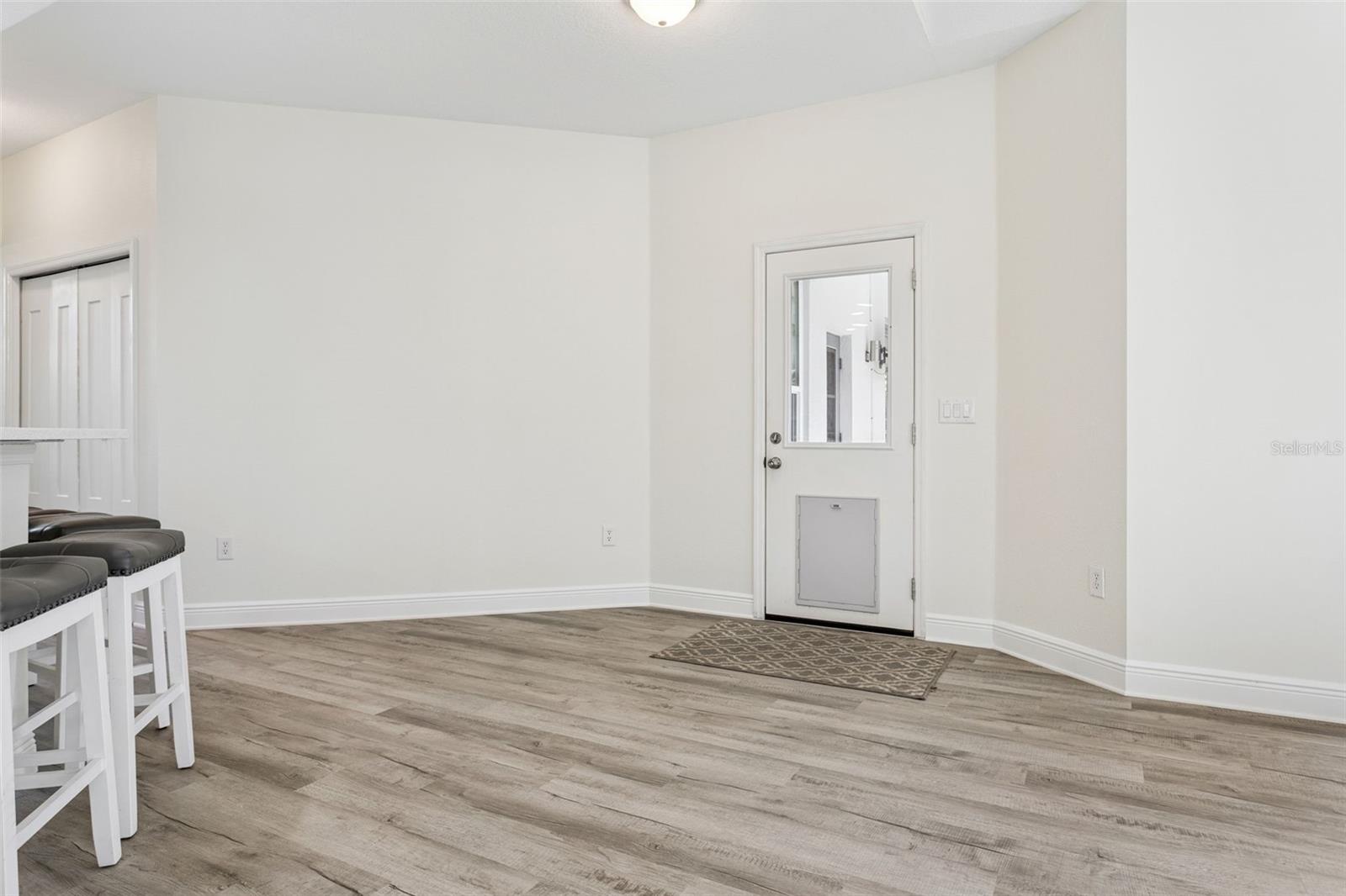 Image 22 of 57 For 18902 Saint Laurent Drive