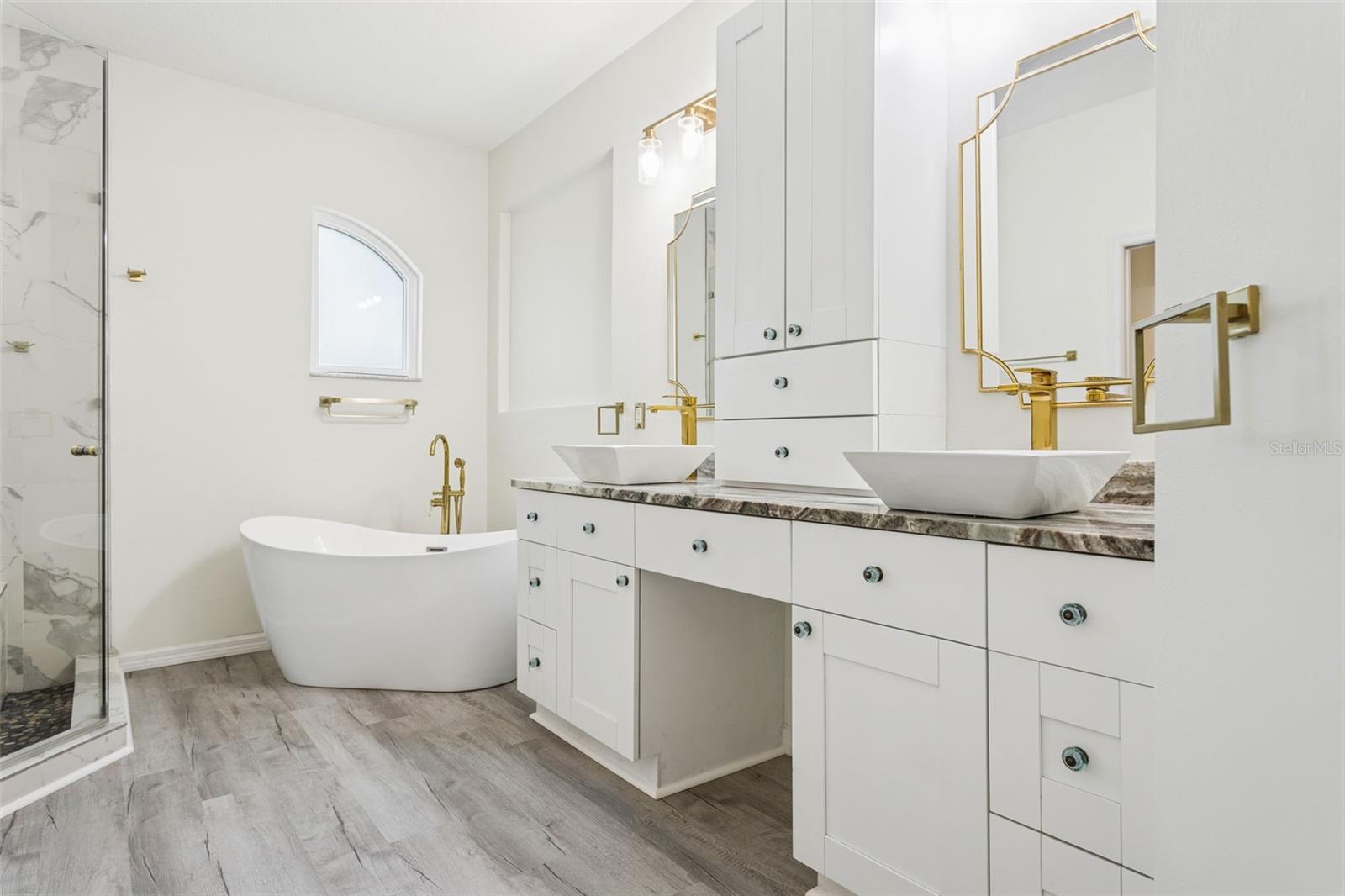 Image 28 of 57 For 18902 Saint Laurent Drive