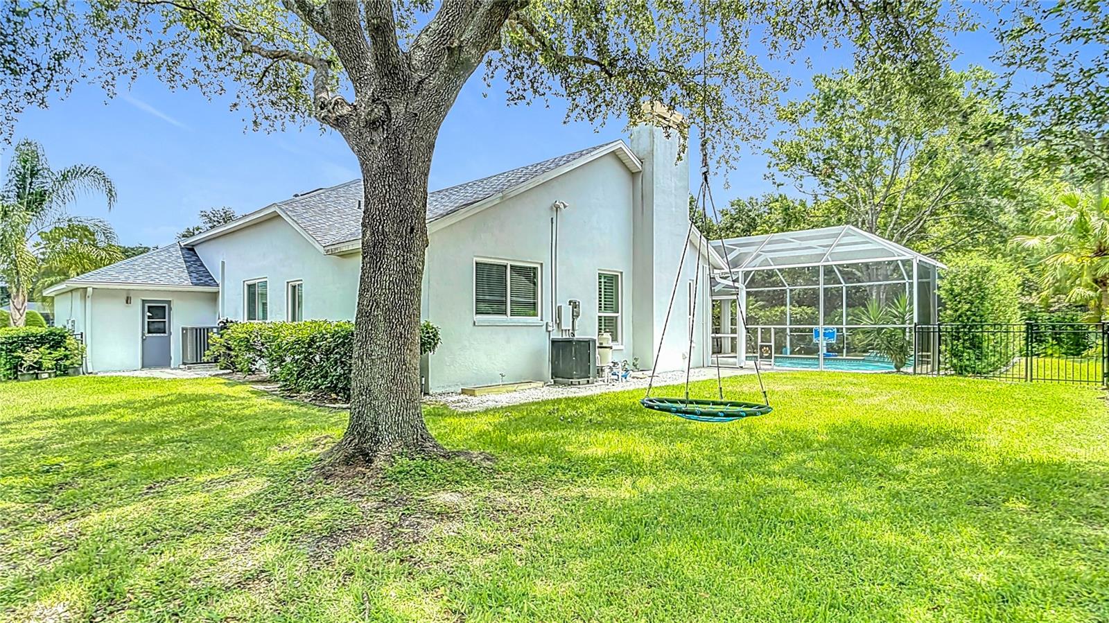 Image 48 of 57 For 18902 Saint Laurent Drive