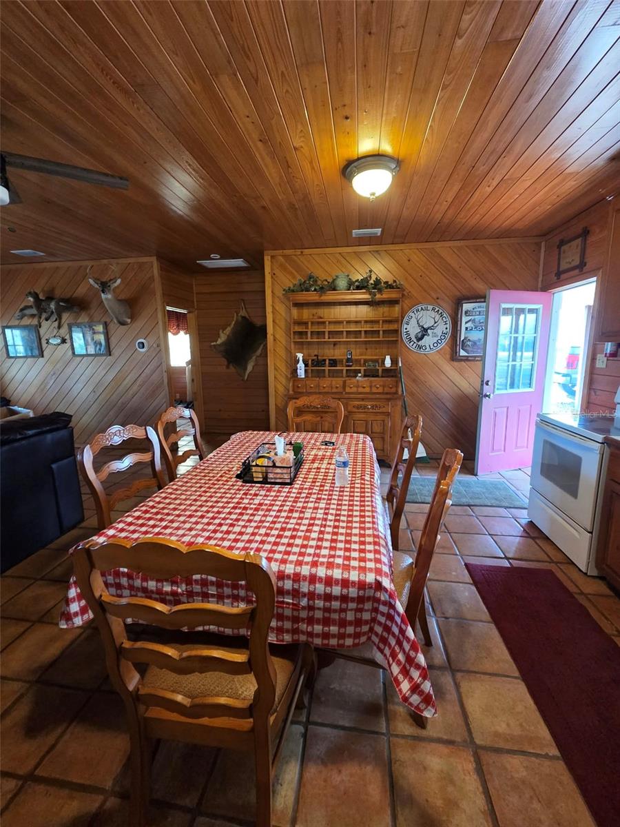 Image 15 of 23 For 1106 Fox Hunter Rd