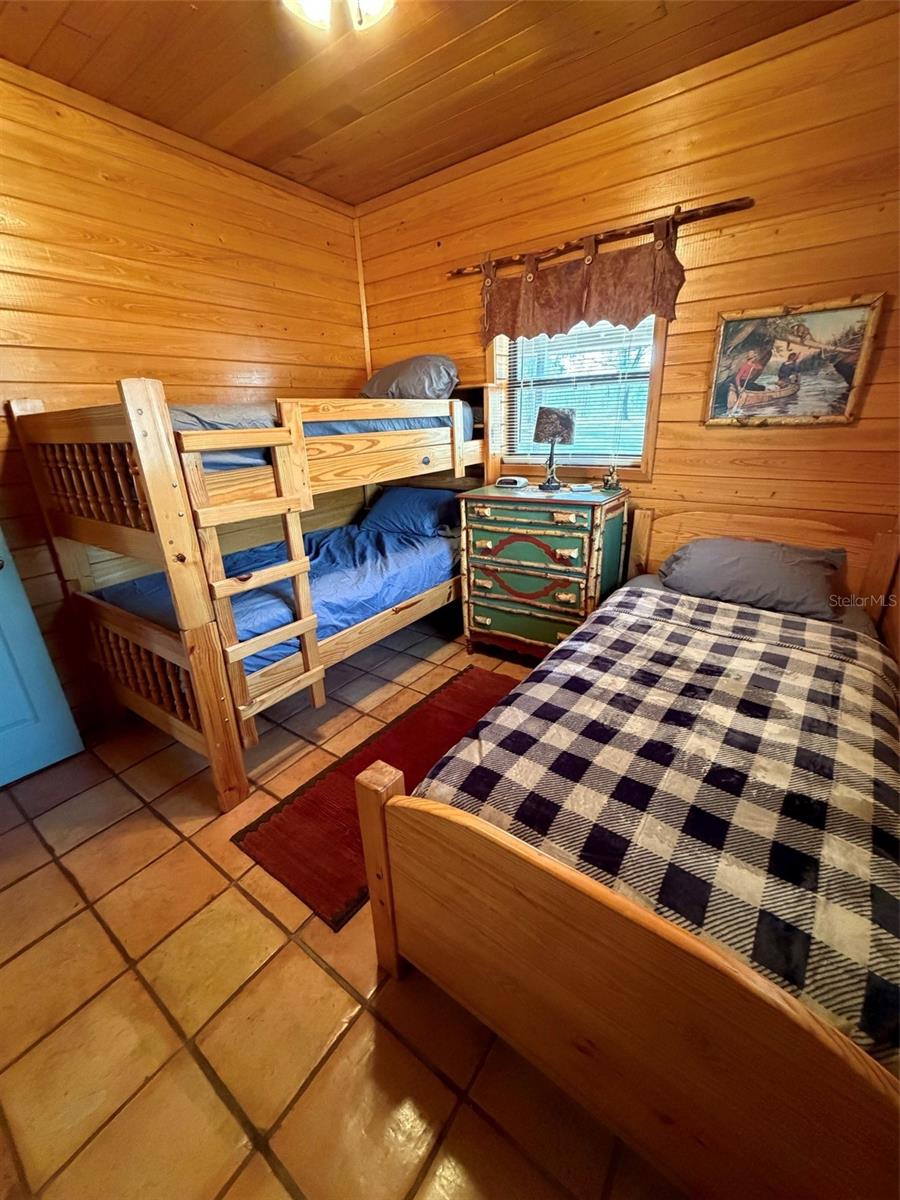 Image 21 of 23 For 1106 Fox Hunter Rd