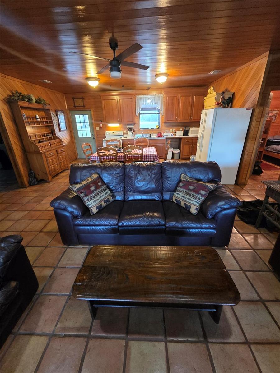 Image 6 of 23 For 1106 Fox Hunter Rd