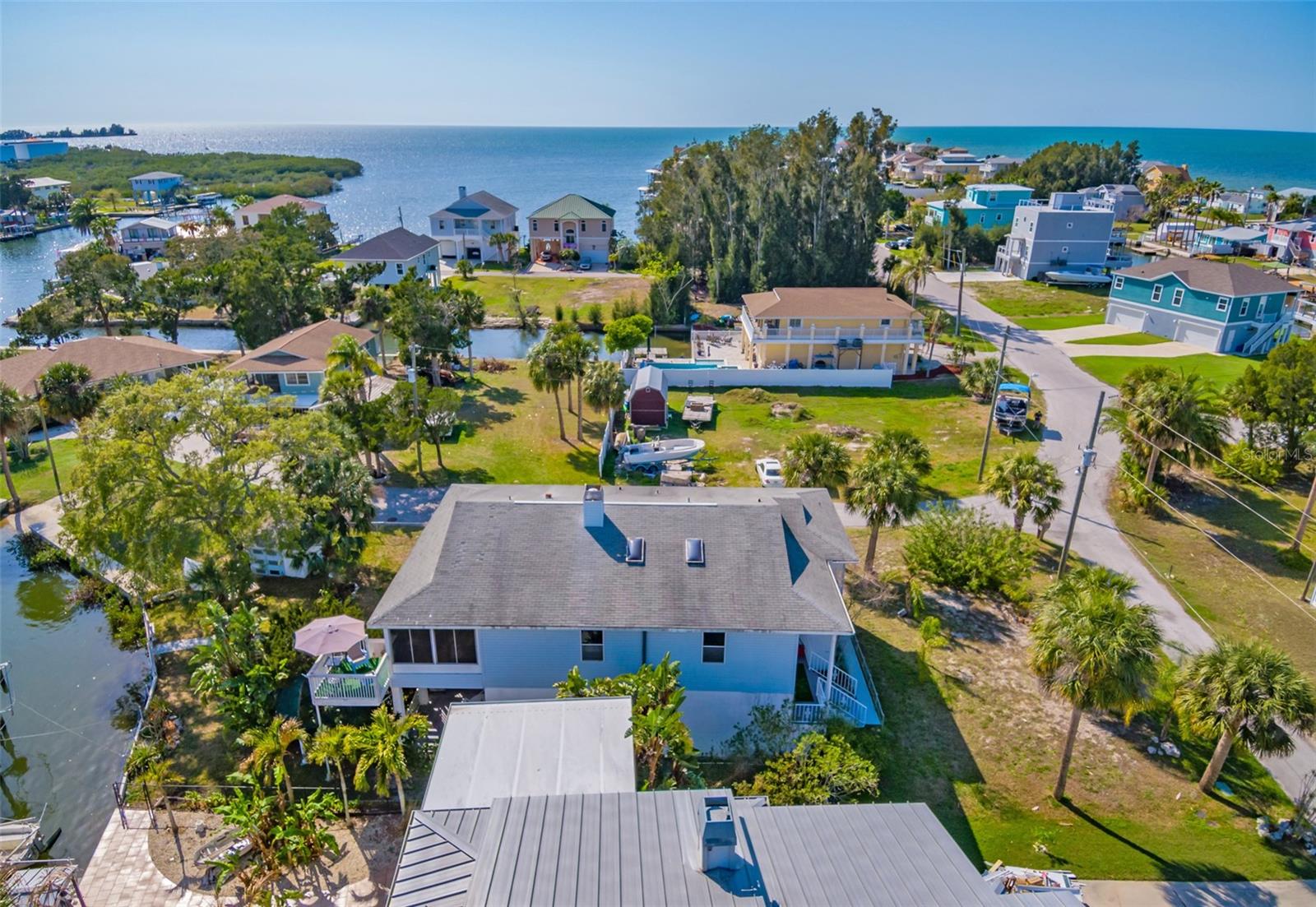 Image 10 of 49 For 6810 Seaview Boulevard