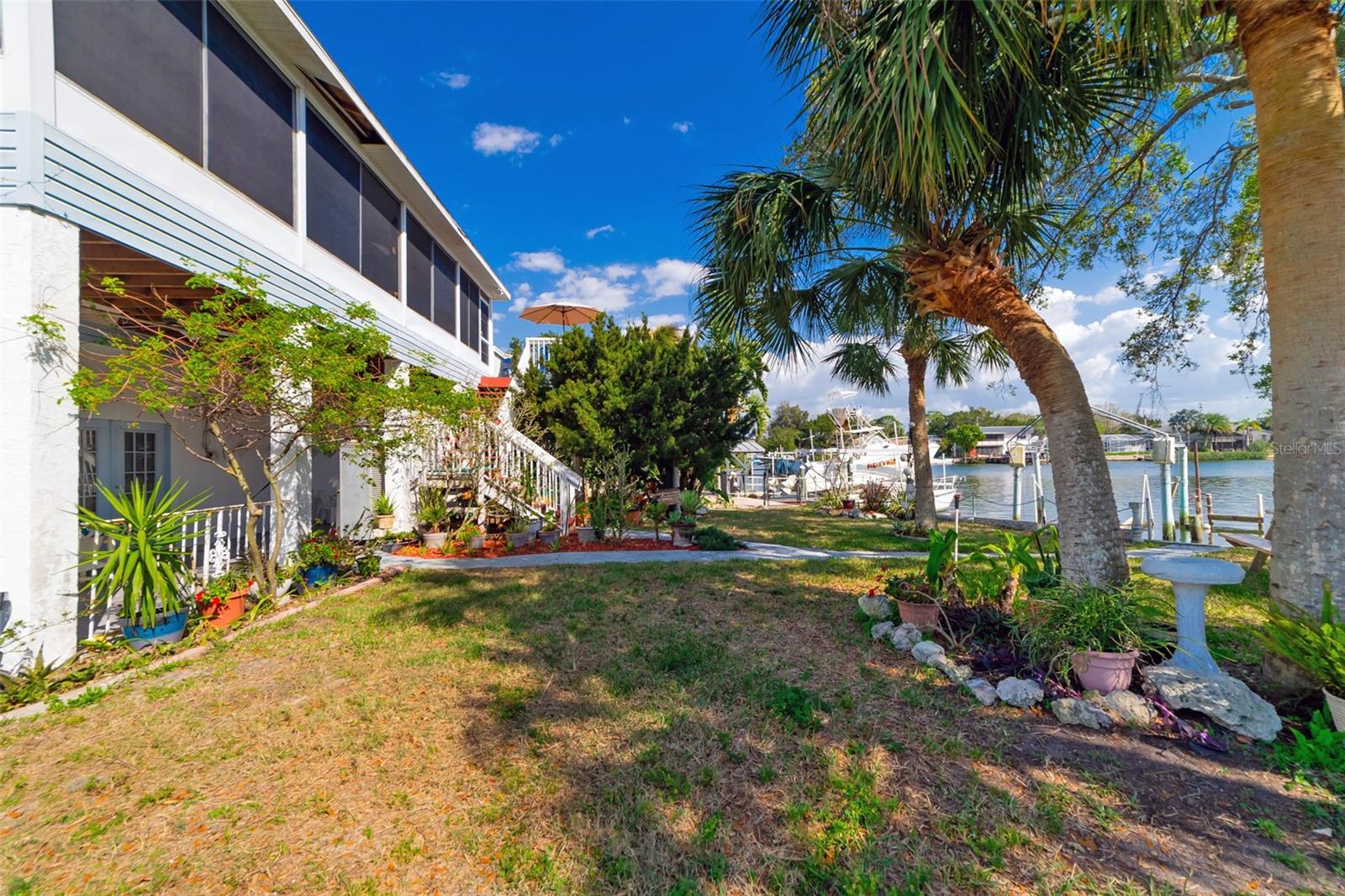 Image 12 of 49 For 6810 Seaview Boulevard