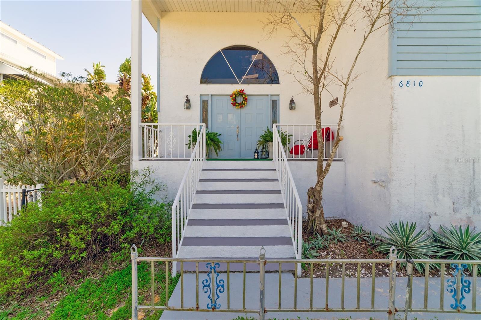 Image 2 of 49 For 6810 Seaview Boulevard