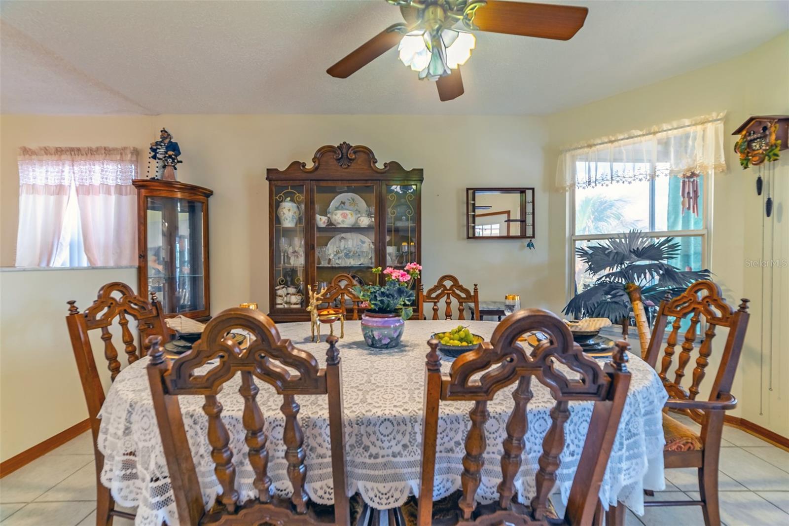 Image 23 of 49 For 6810 Seaview Boulevard