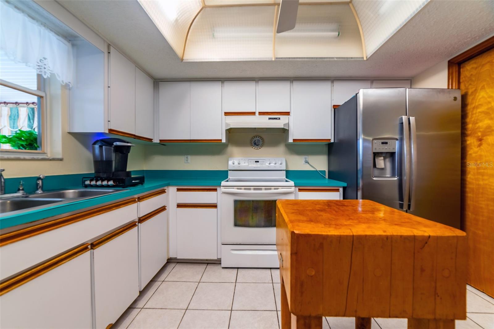 Image 29 of 49 For 6810 Seaview Boulevard