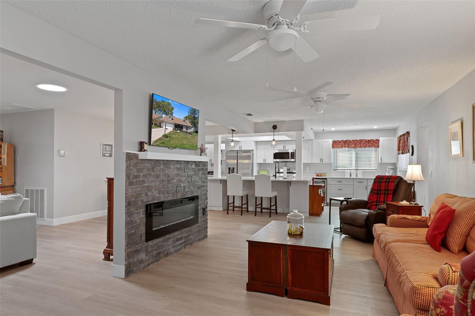 Image 24 of 84 For 2323 Westchester Boulevard