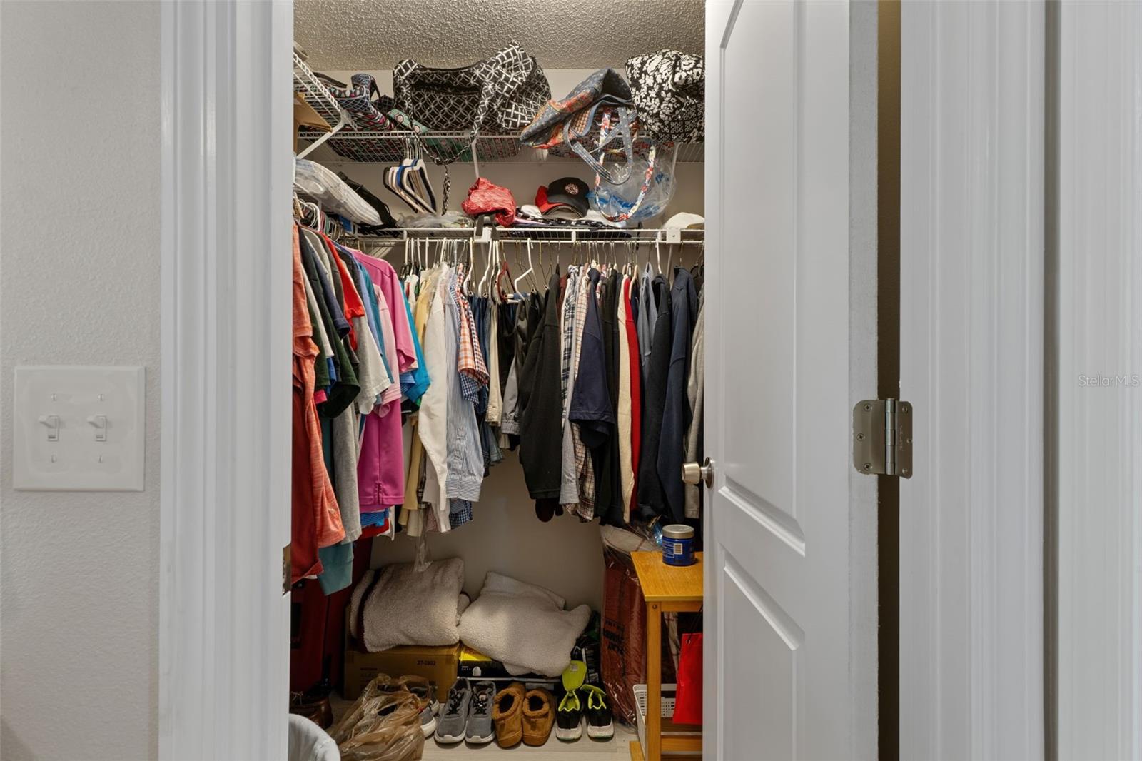 Image 33 of 84 For 2323 Westchester Boulevard