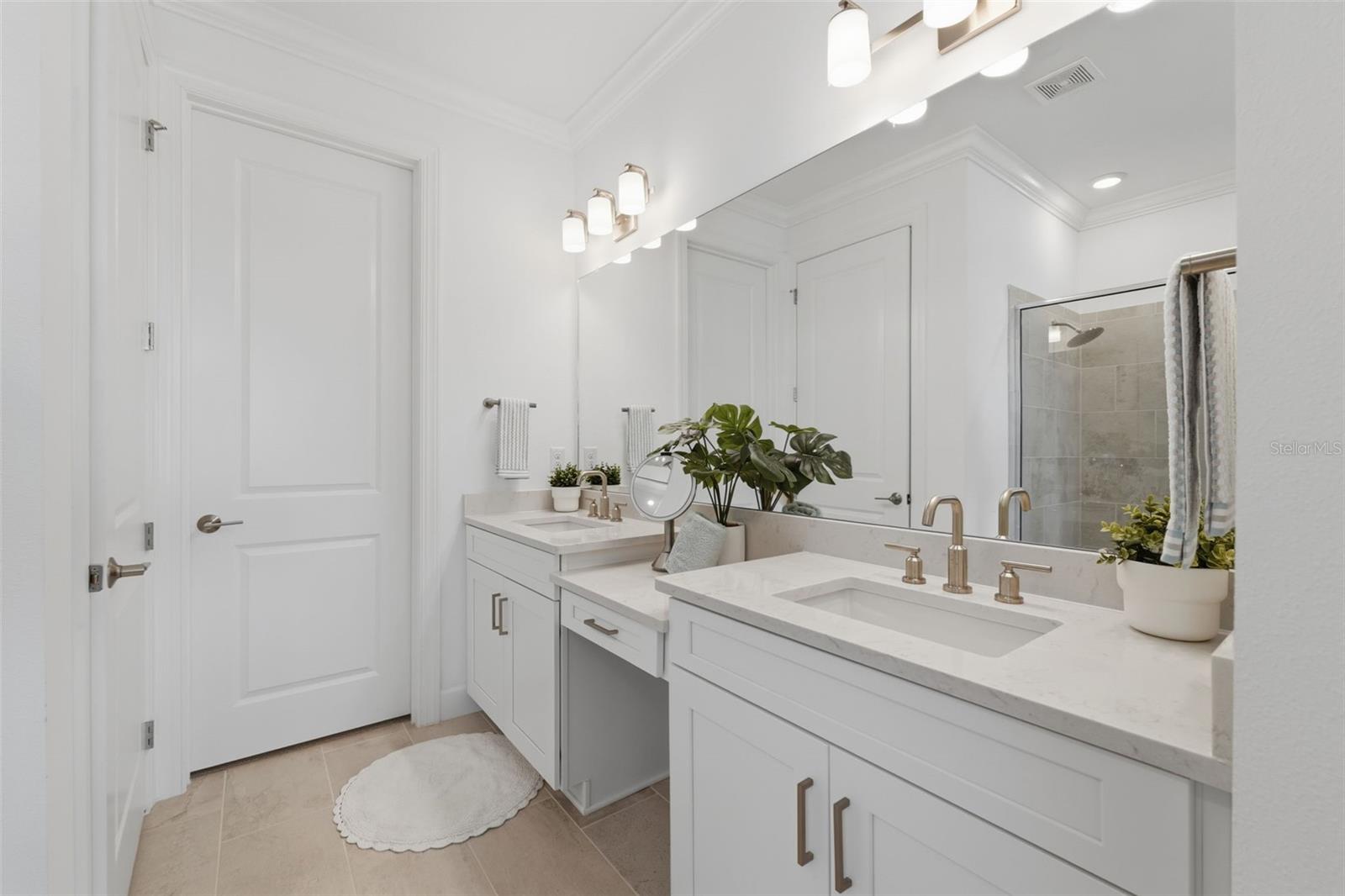 Image 14 of 27 For 4533 Isonzo Way