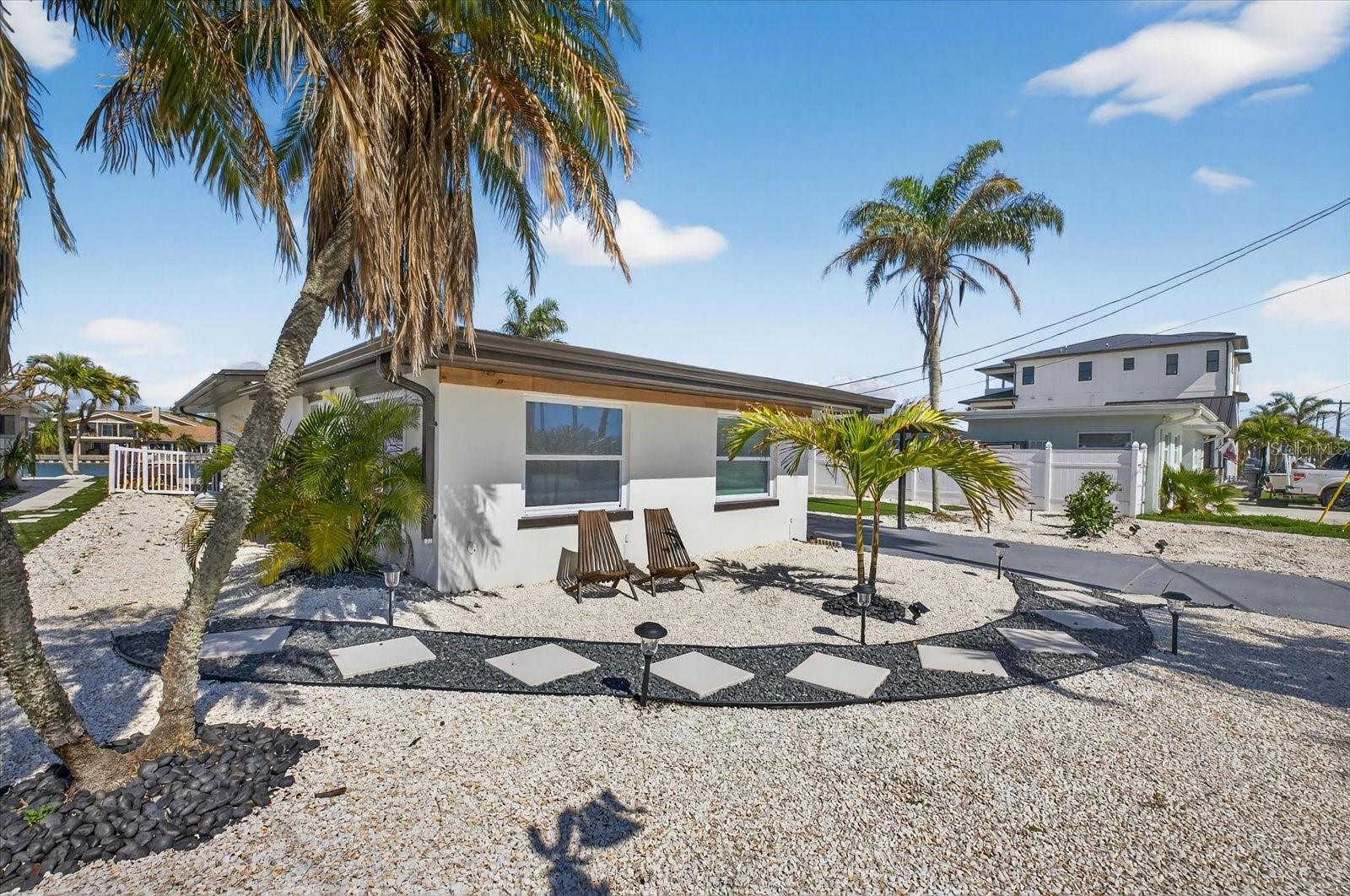 Image 12 of 49 For 16111 5th Street E