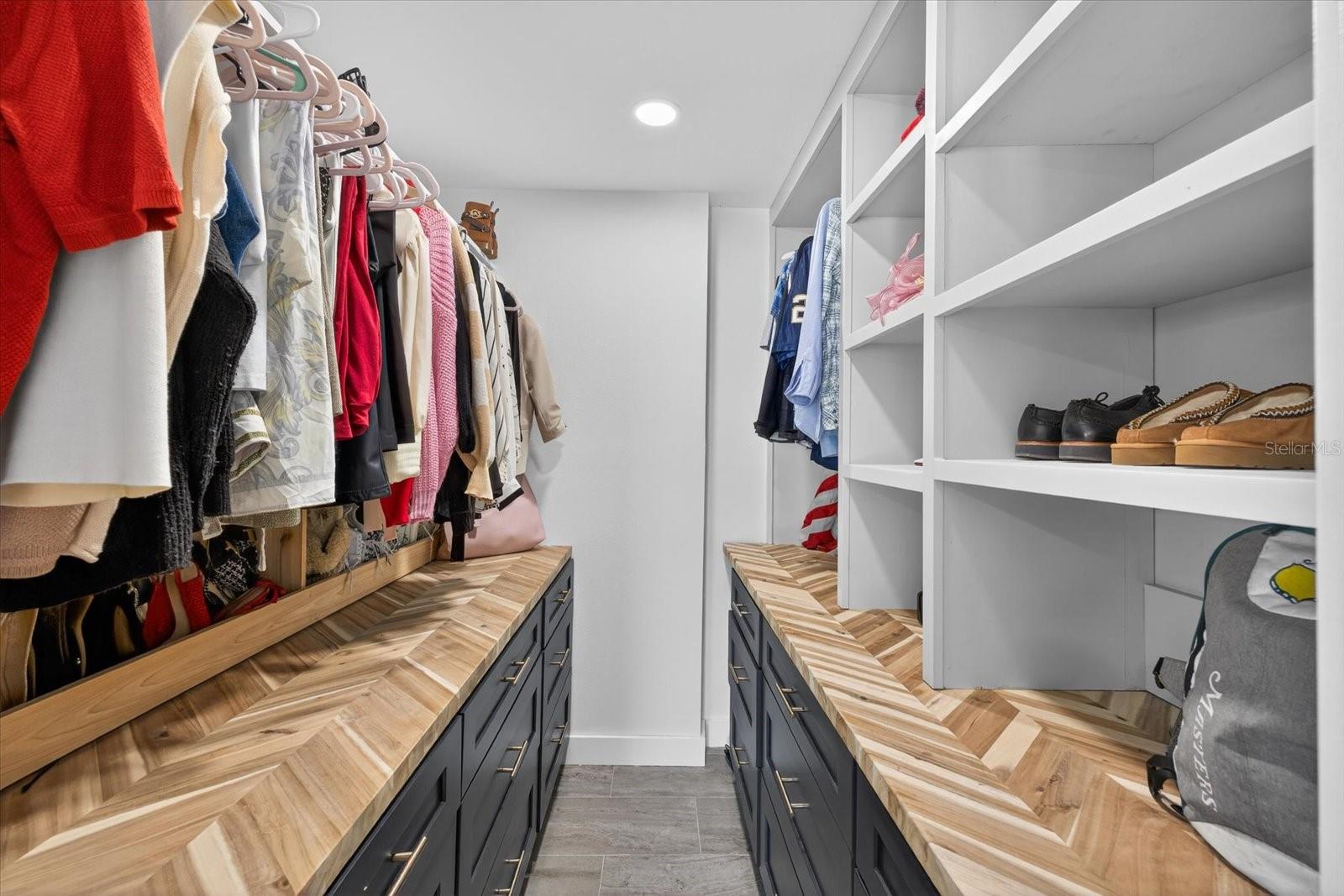 Image 28 of 49 For 16111 5th Street E