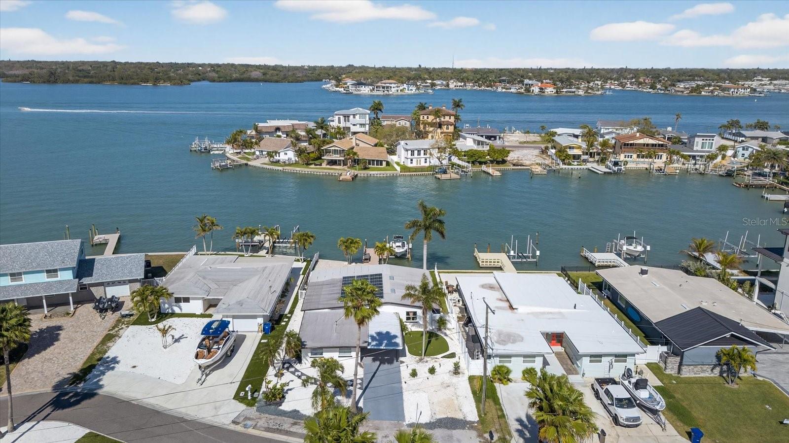 Image 4 of 49 For 16111 5th Street E