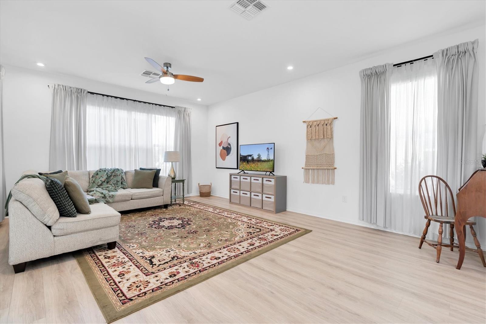 Image 5 of 67 For 13809 Rangeland Boulevard