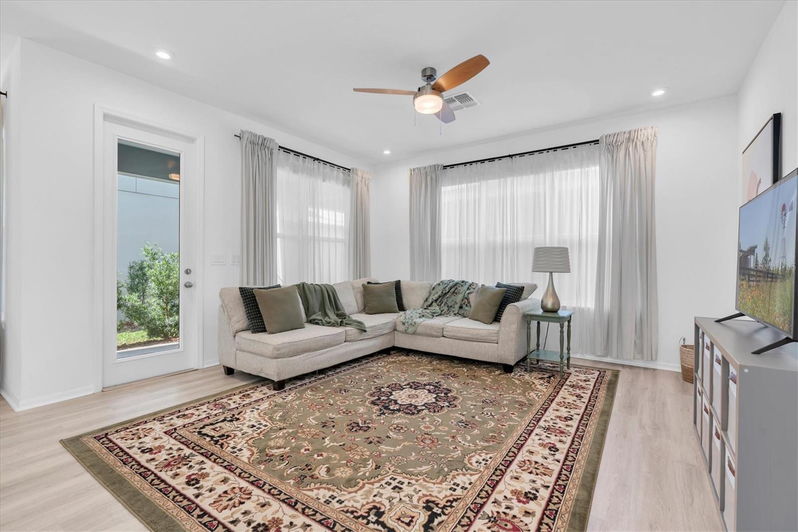 Image 7 of 67 For 13809 Rangeland Boulevard