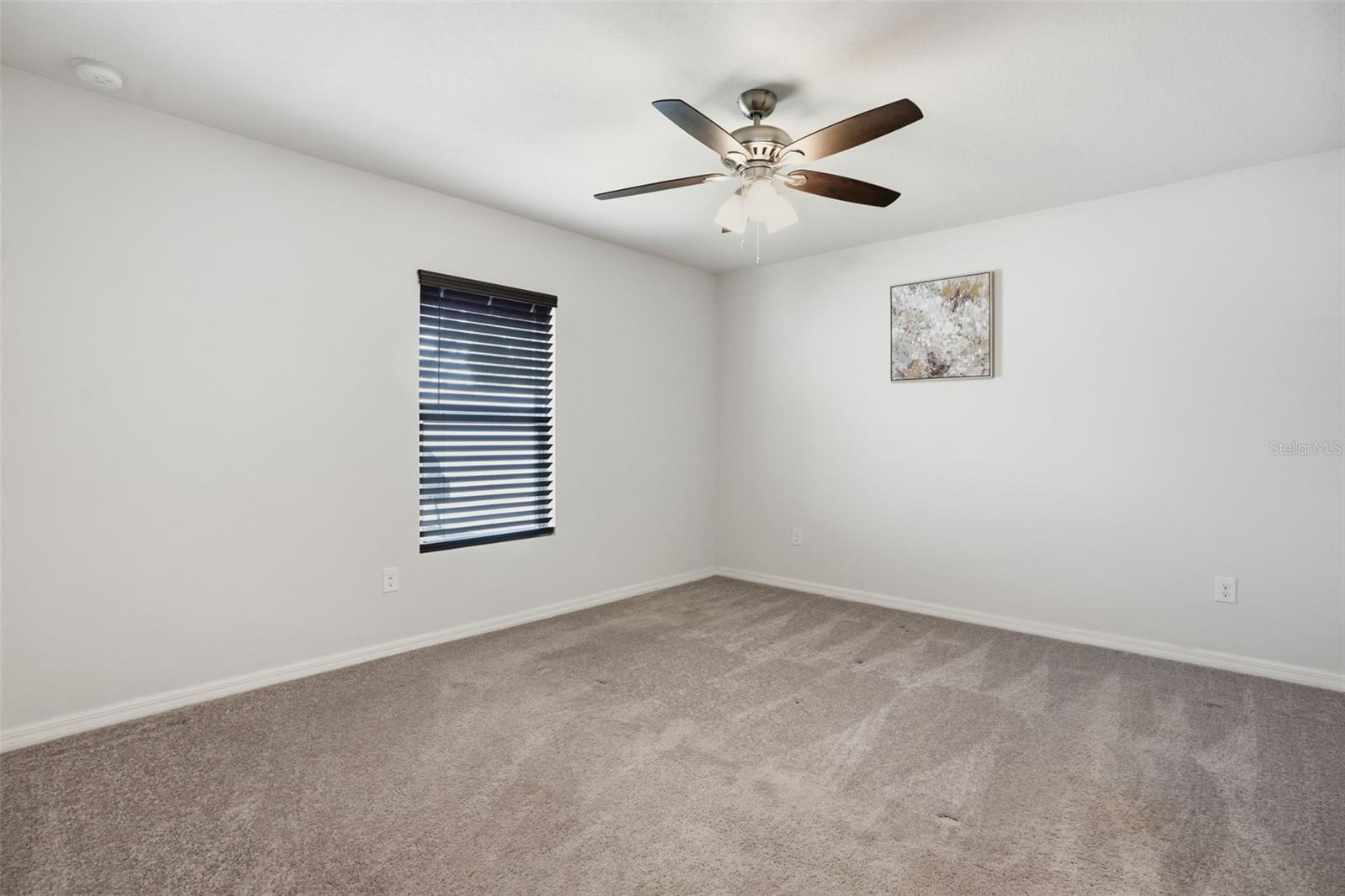 Image 17 of 49 For 3332 Lambert Avenue