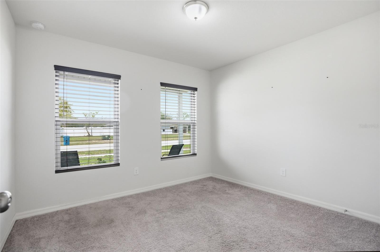 Image 22 of 49 For 3332 Lambert Avenue