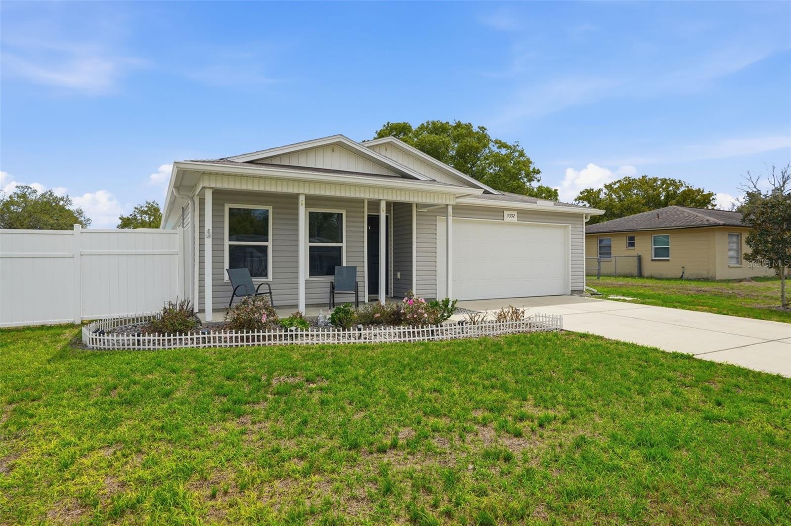 Image 4 of 49 For 3332 Lambert Avenue