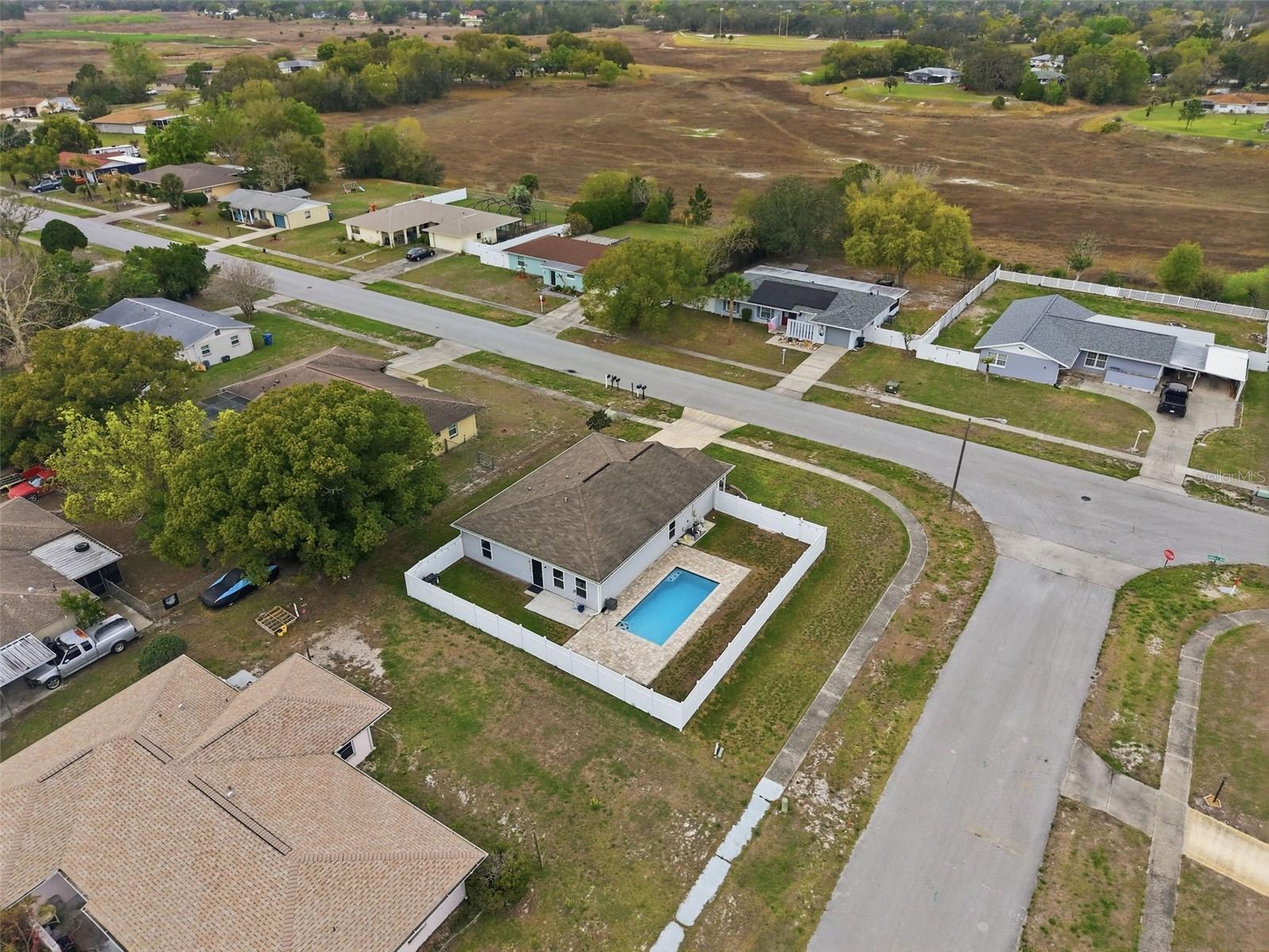 Image 43 of 49 For 3332 Lambert Avenue