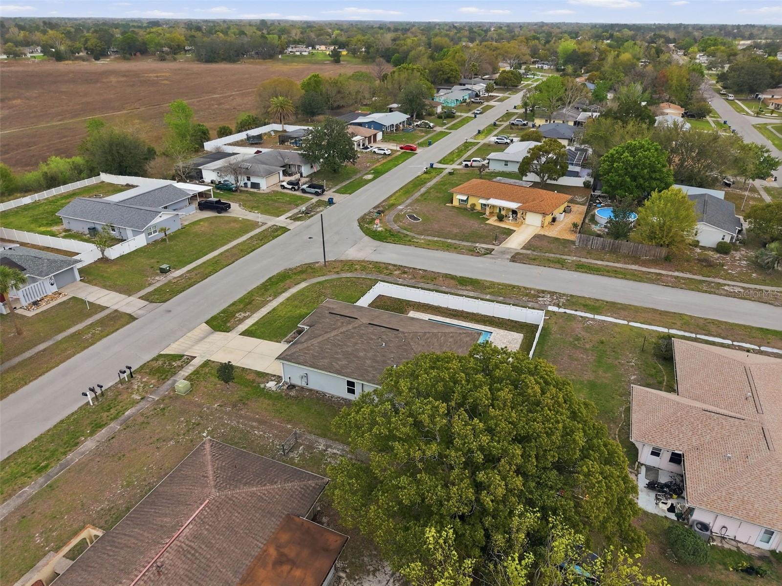 Image 45 of 49 For 3332 Lambert Avenue