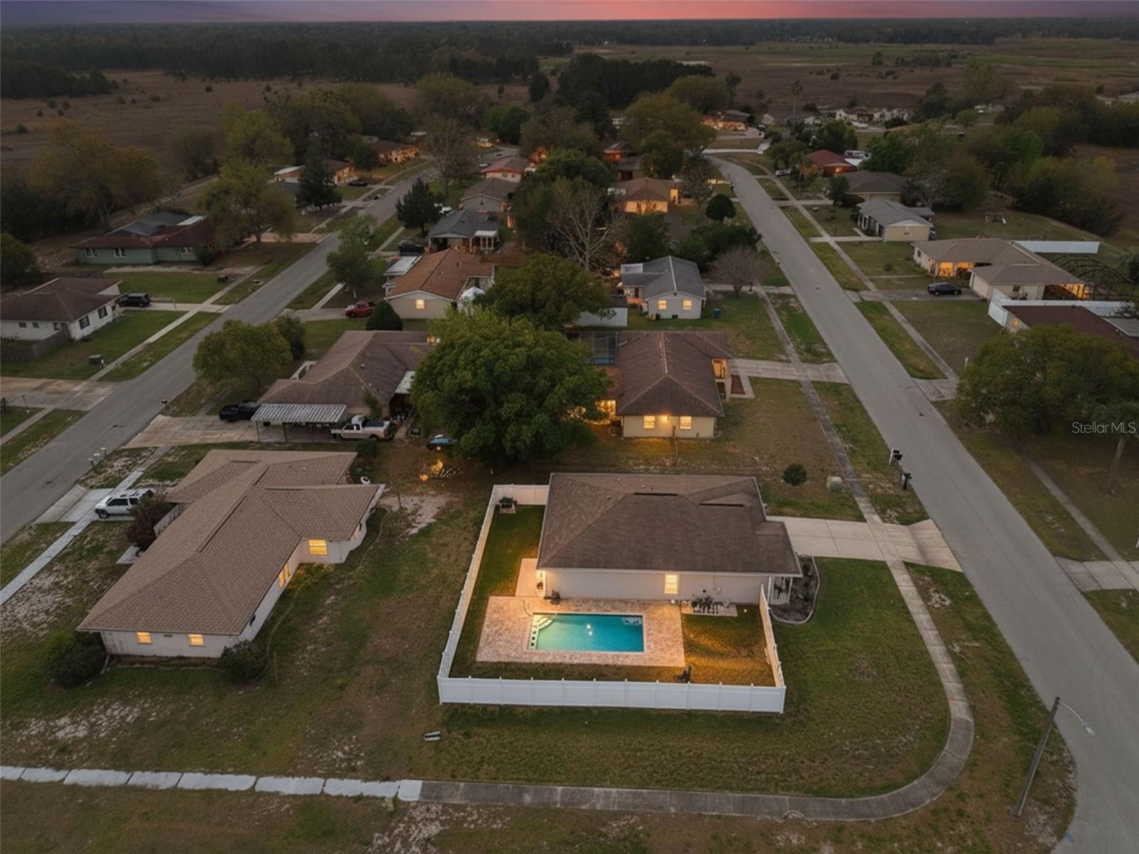 Image 46 of 49 For 3332 Lambert Avenue