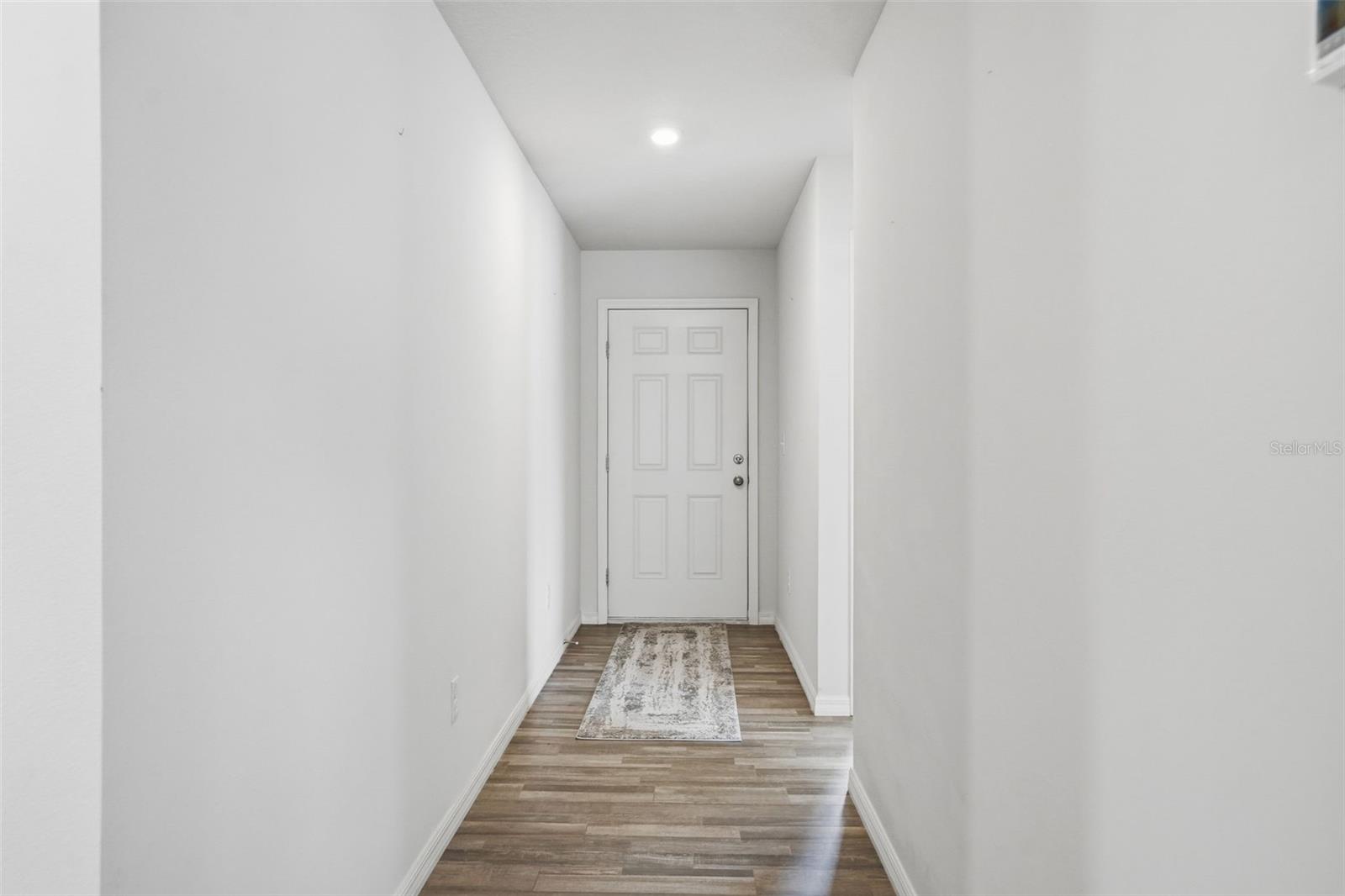 Image 6 of 49 For 3332 Lambert Avenue