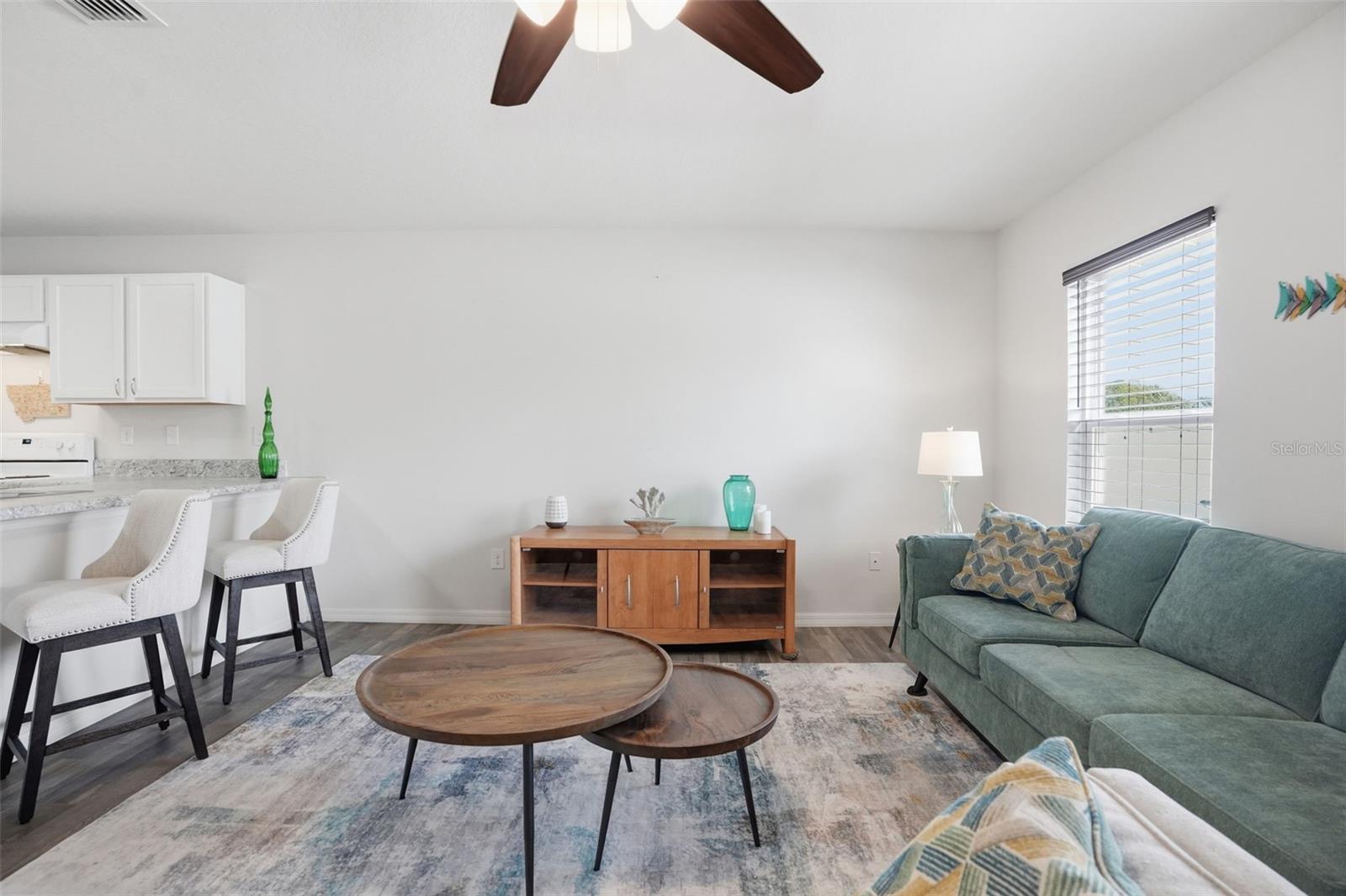 Image 8 of 49 For 3332 Lambert Avenue