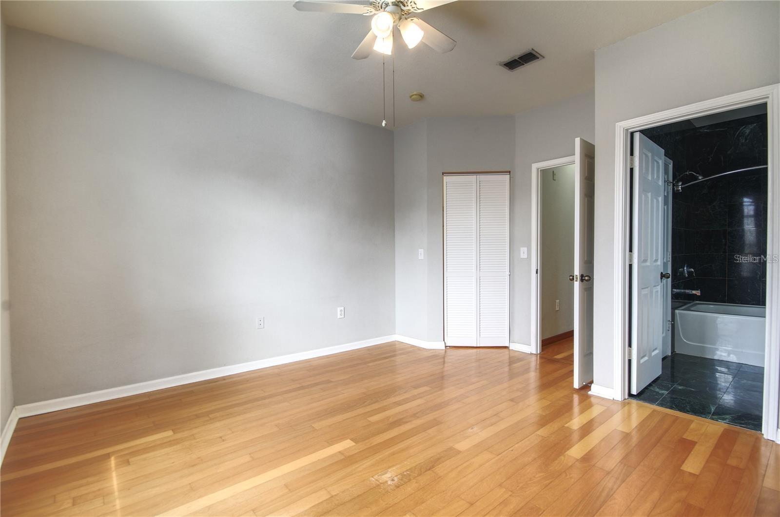 Image 13 of 42 For 2139 Chianti Place 154